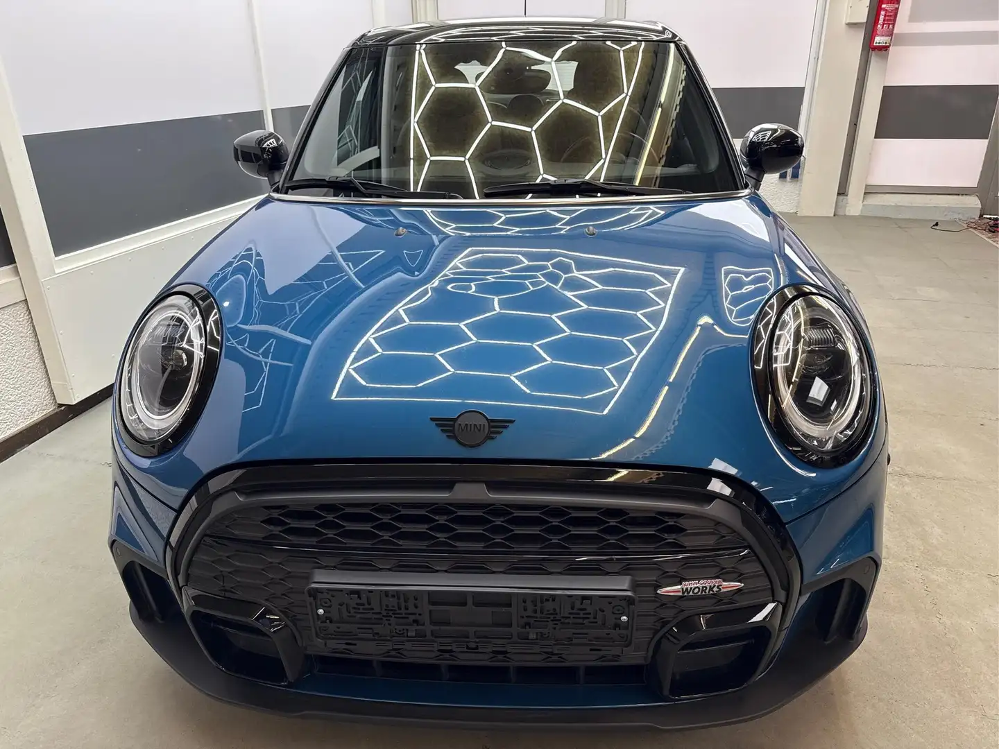 MINI Cooper 1.5 5 / TÜR JCW John Works Trim NAVI SHZ PDC LE... Blau - 2