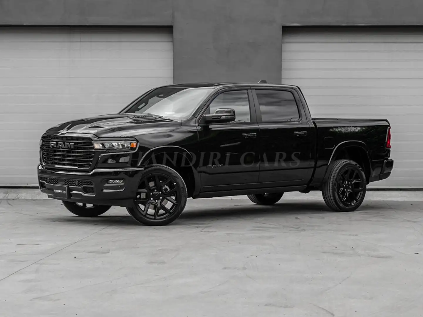 Dodge RAM 2025 Laramie € 68500 + AIR SUSPENSION Zwart - 1