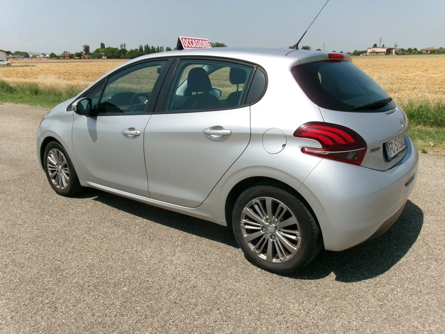 Peugeot 208 208 5p 1.6 bluehdi Allure 75cv Argento - 2