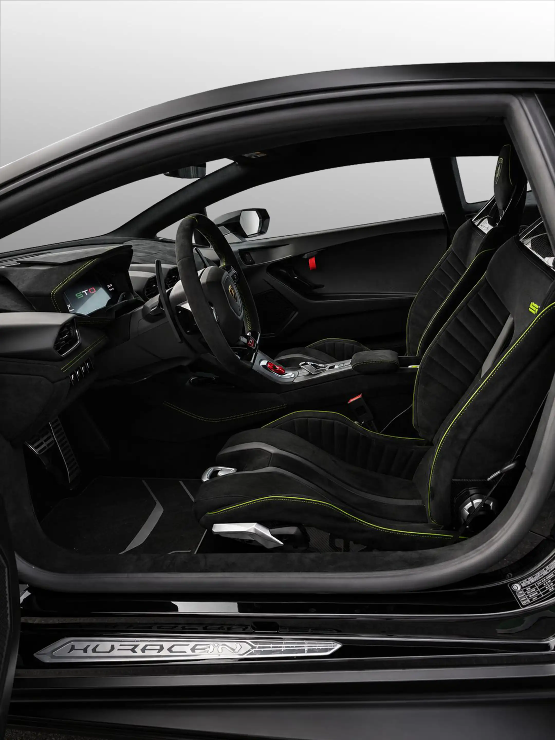 Lamborghini Huracán STO|MY24|Nero Noctis|Full PPF|C-Lock — photo 6
