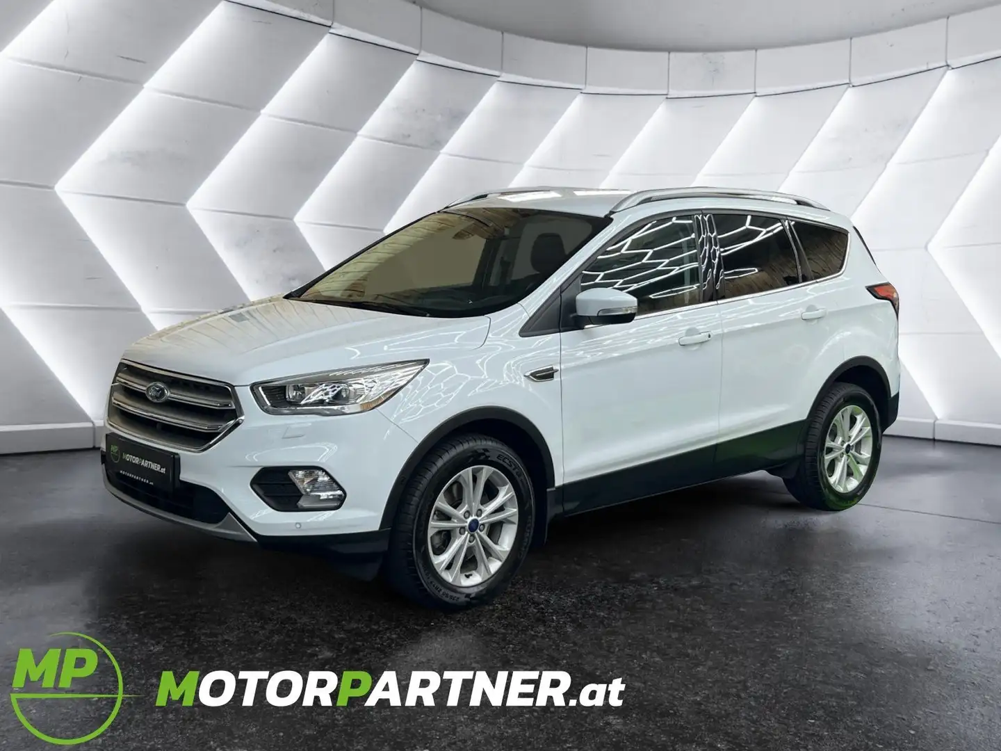 Ford Kuga 1.5L Titanium | Erstbesitz | AHK | Servicegepflegt Weiß - 1