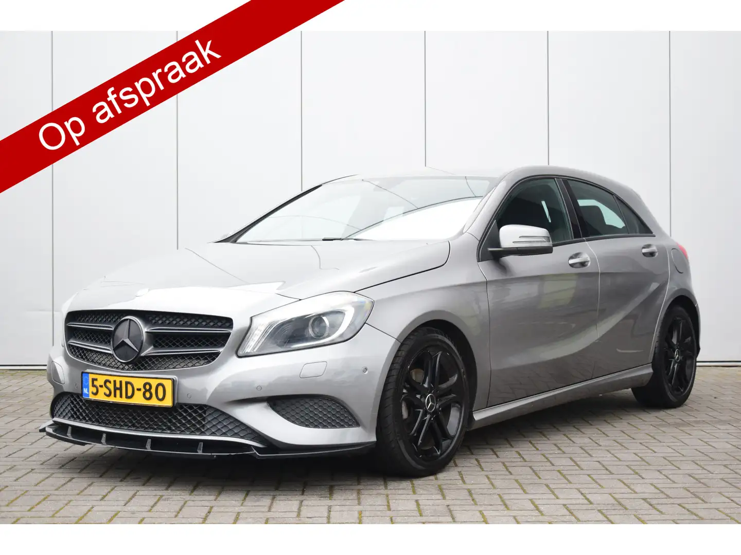 Mercedes-Benz A 180 Edition Navigatie Style-Licht/zichtpakket Bi-Xenon Grau - 1
