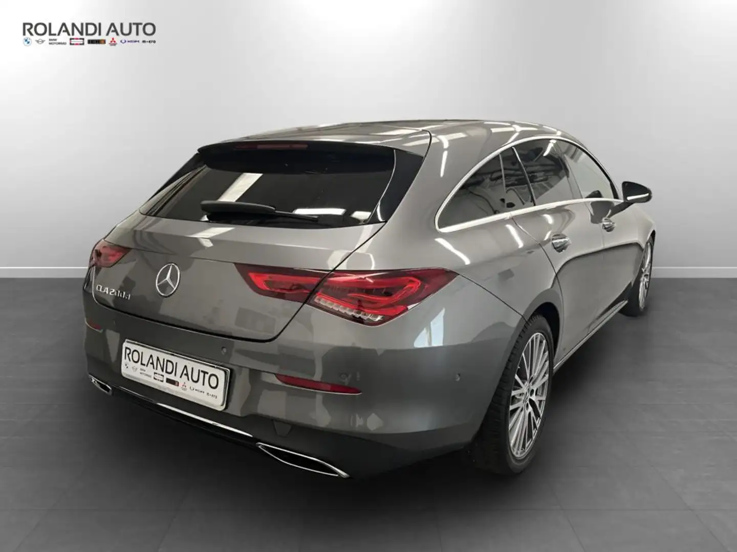 Mercedes-Benz CLA 200 Shooting Brake d Sport auto Grigio - 2