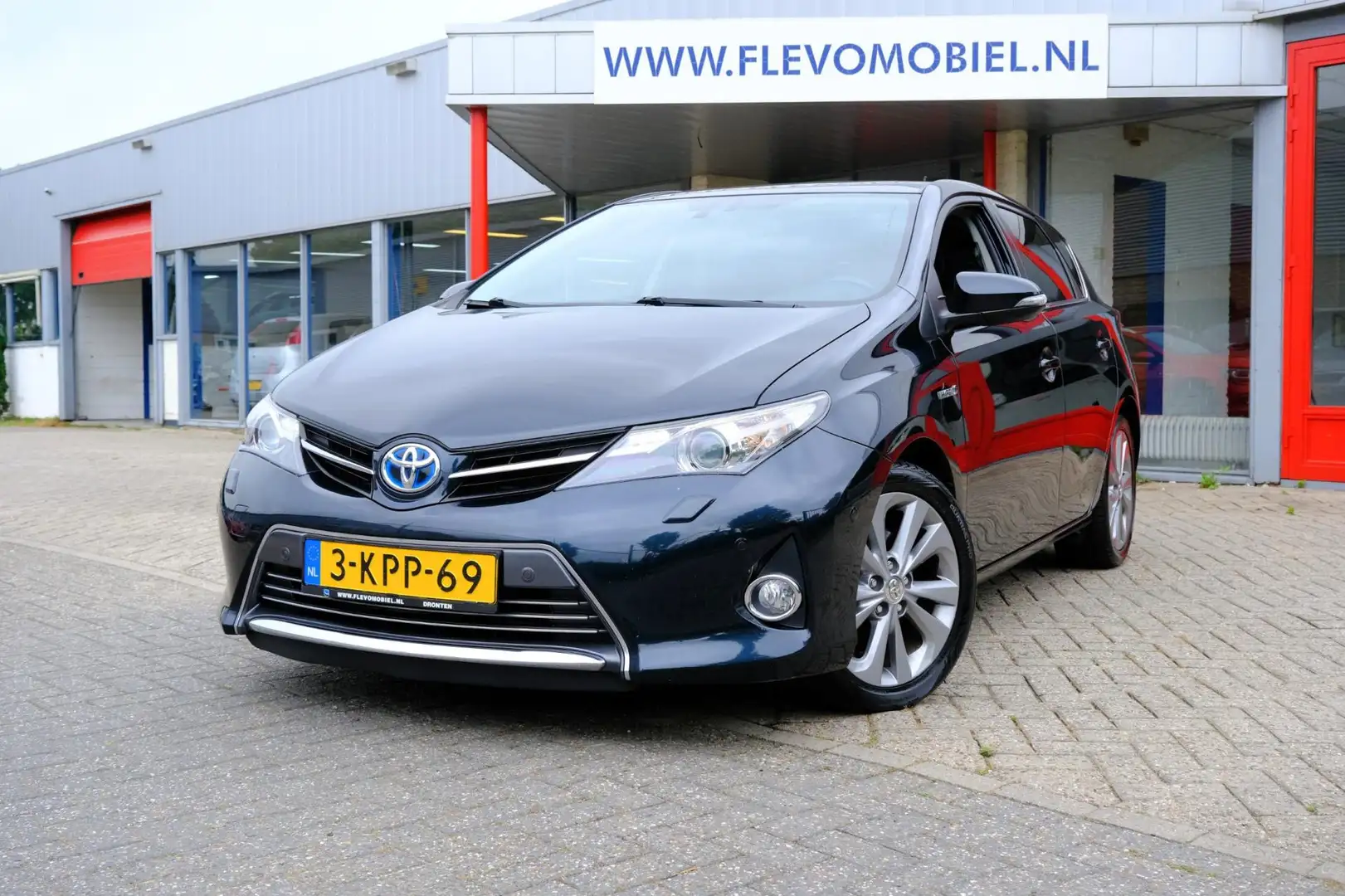 Toyota Auris 1.8 Hybrid Lease Pro Aut. Pano|Xenon|Navi |Half Le Grijs - 1