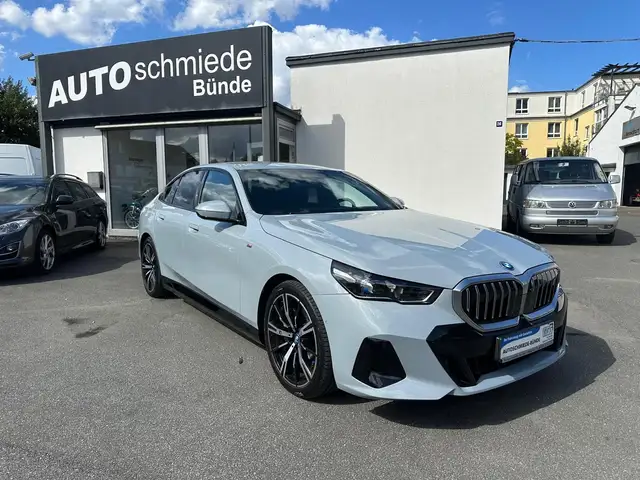 BMW i5 Lim. 40 eDrive M-Paket Sportpaket