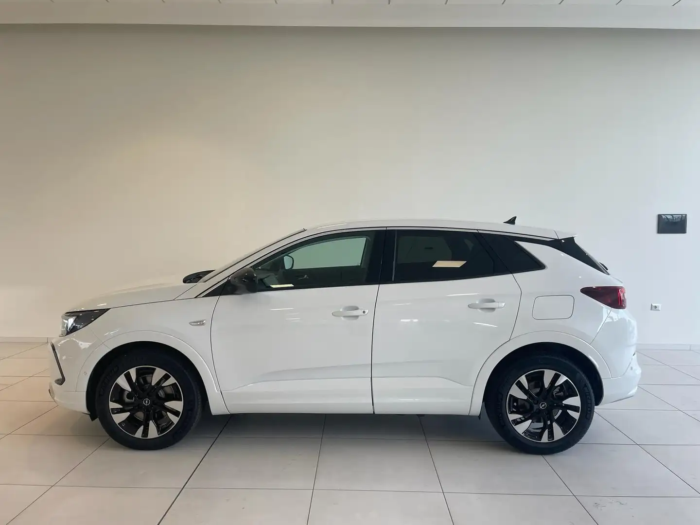 Opel Grandland 1.6 Plug-in Hybrid Business Elegance Argento - 2