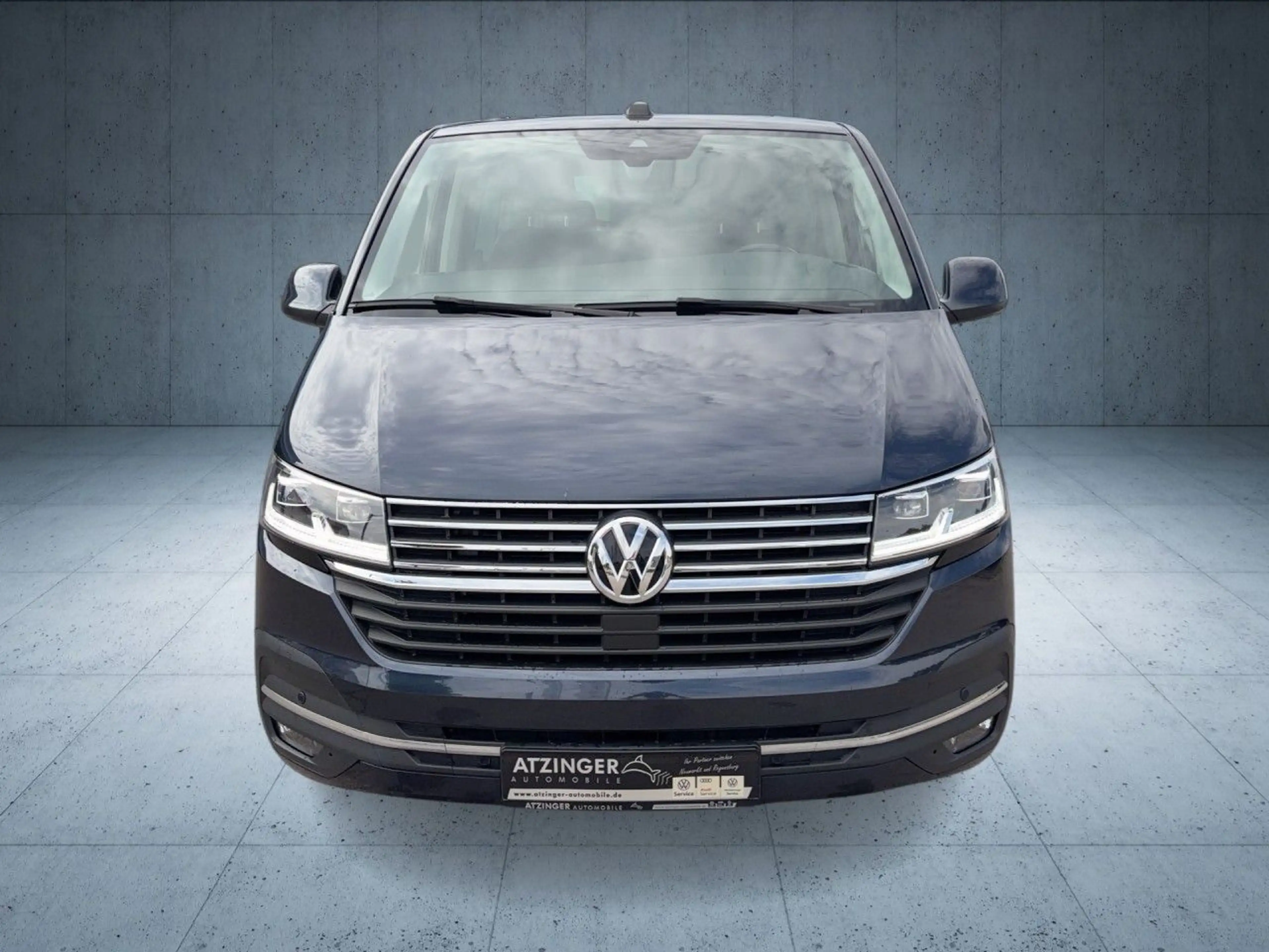 Volkswagen T6.1 Multivan Generation SIX KR 2.0 TDI DSG AHK Klima Navi — photo 9