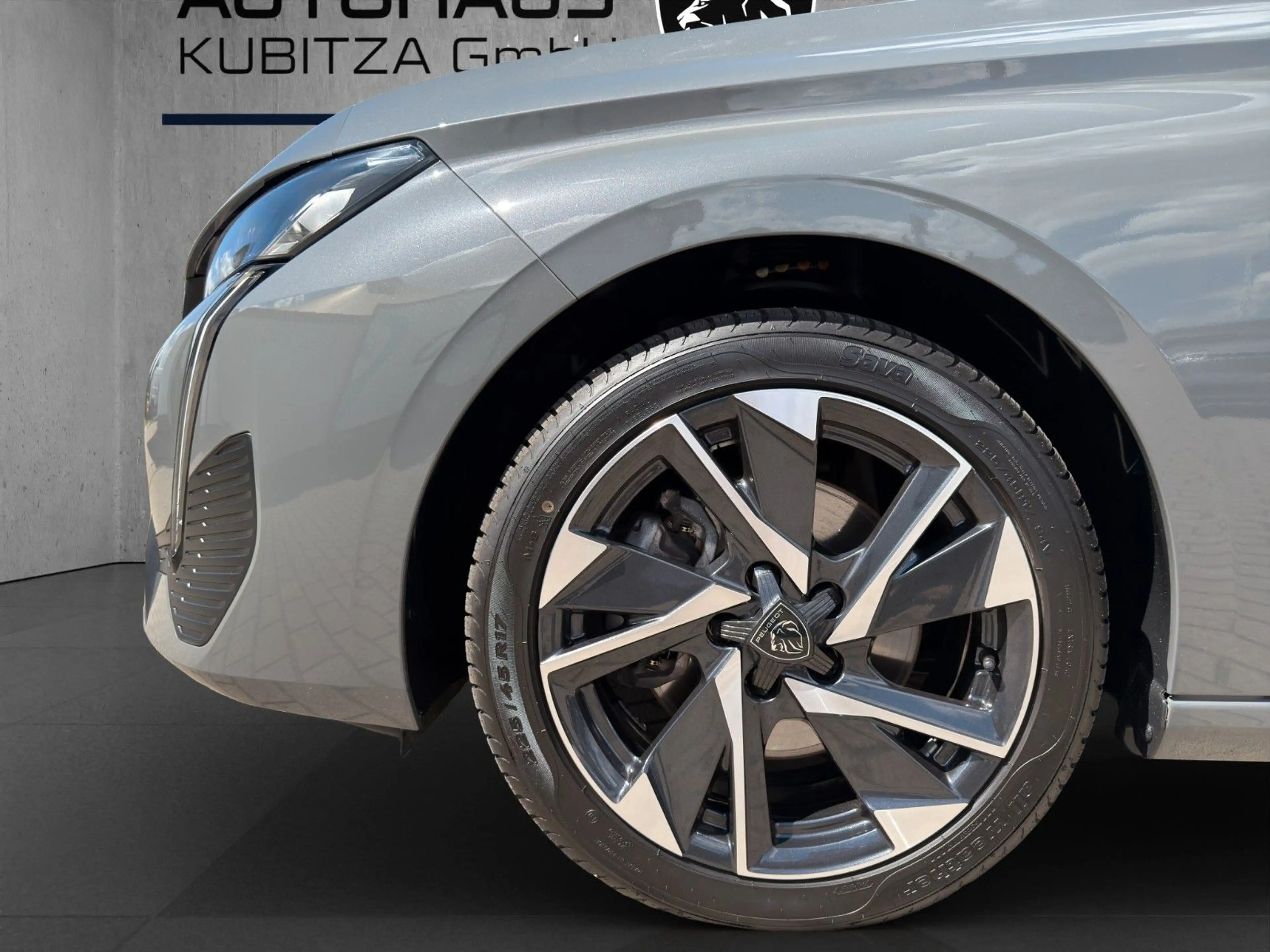 Peugeot 308 SW Allure HDi 130 EAT8 *360°Kamera*SHZ*ACC — photo 9