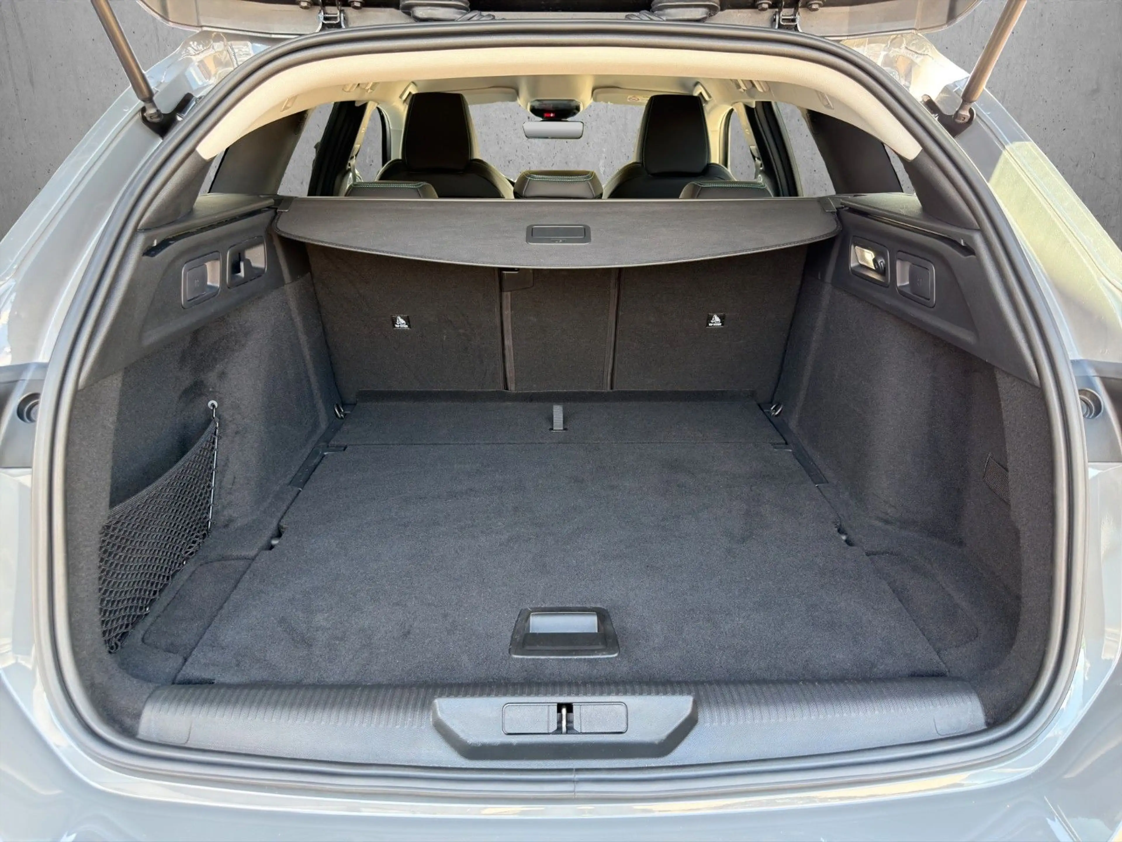 Peugeot 308 SW Allure HDi 130 EAT8 *360°Kamera*SHZ*ACC — photo 14