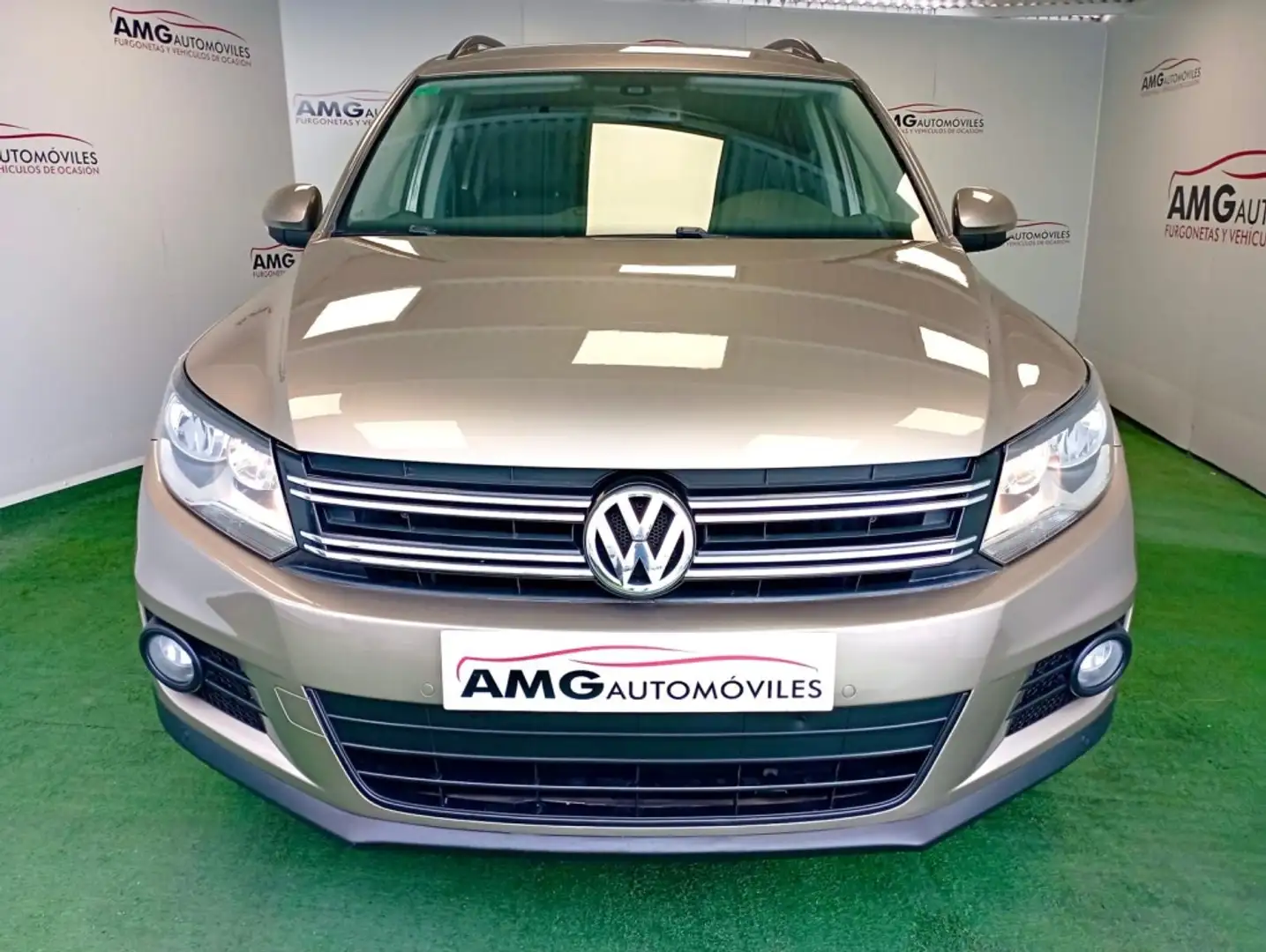 Volkswagen Tiguan 2.0TDI BMT Advance 4x2 110 Marrón - 2