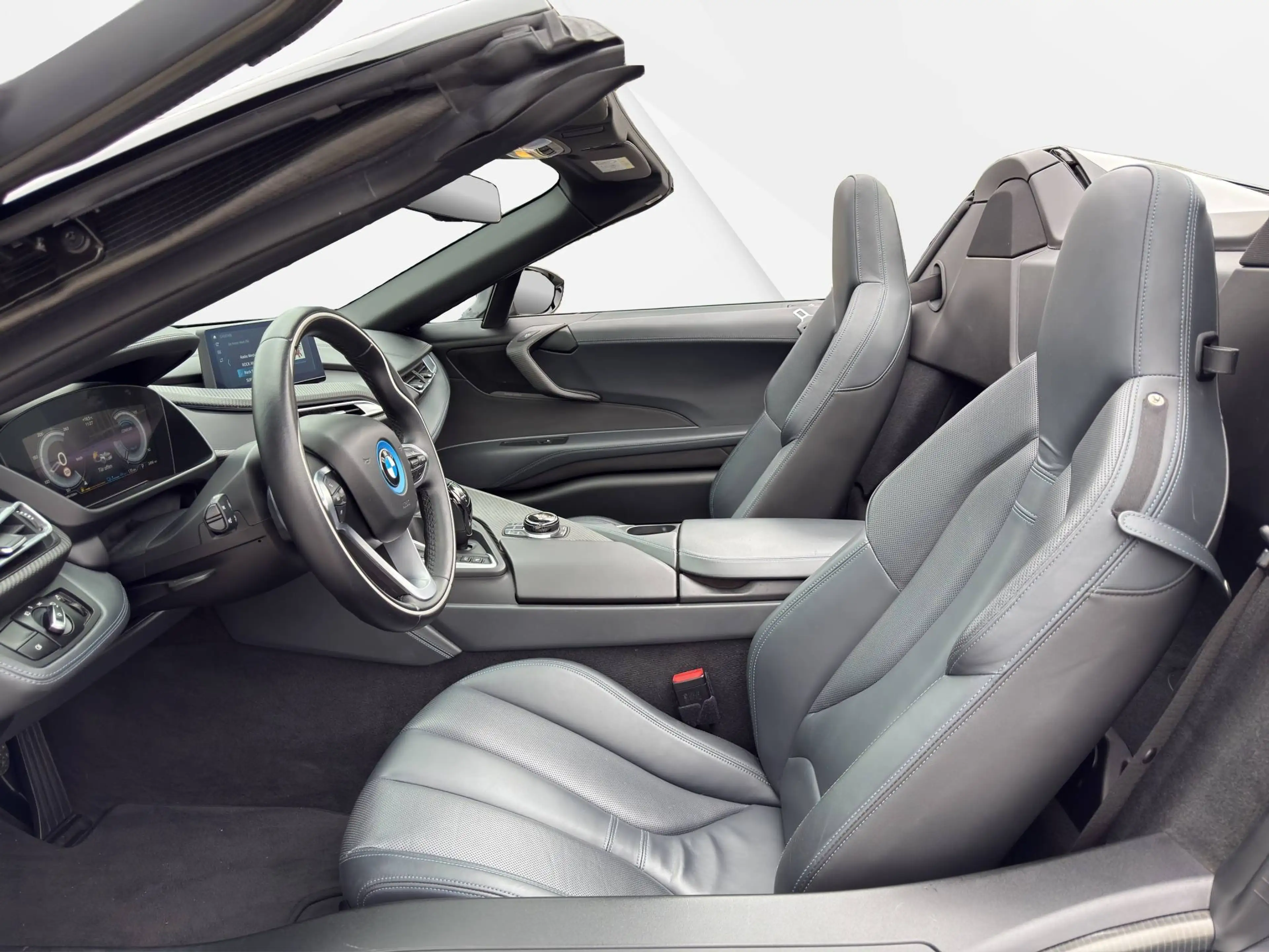 BMW i8 INDIVIDUAL L. *** Gesamt 374 PS *** NP 177.300 *** — photo 9