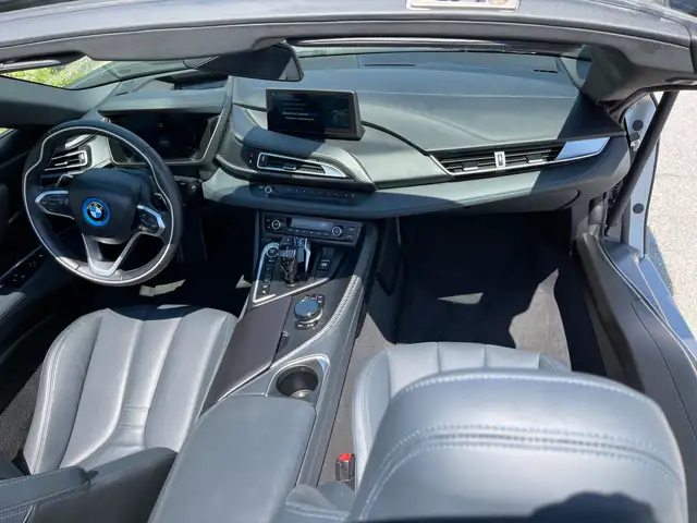 BMW i8 INDIVIDUAL L. *** Gesamt 374 PS *** NP 177.300 *** Ansicht 6