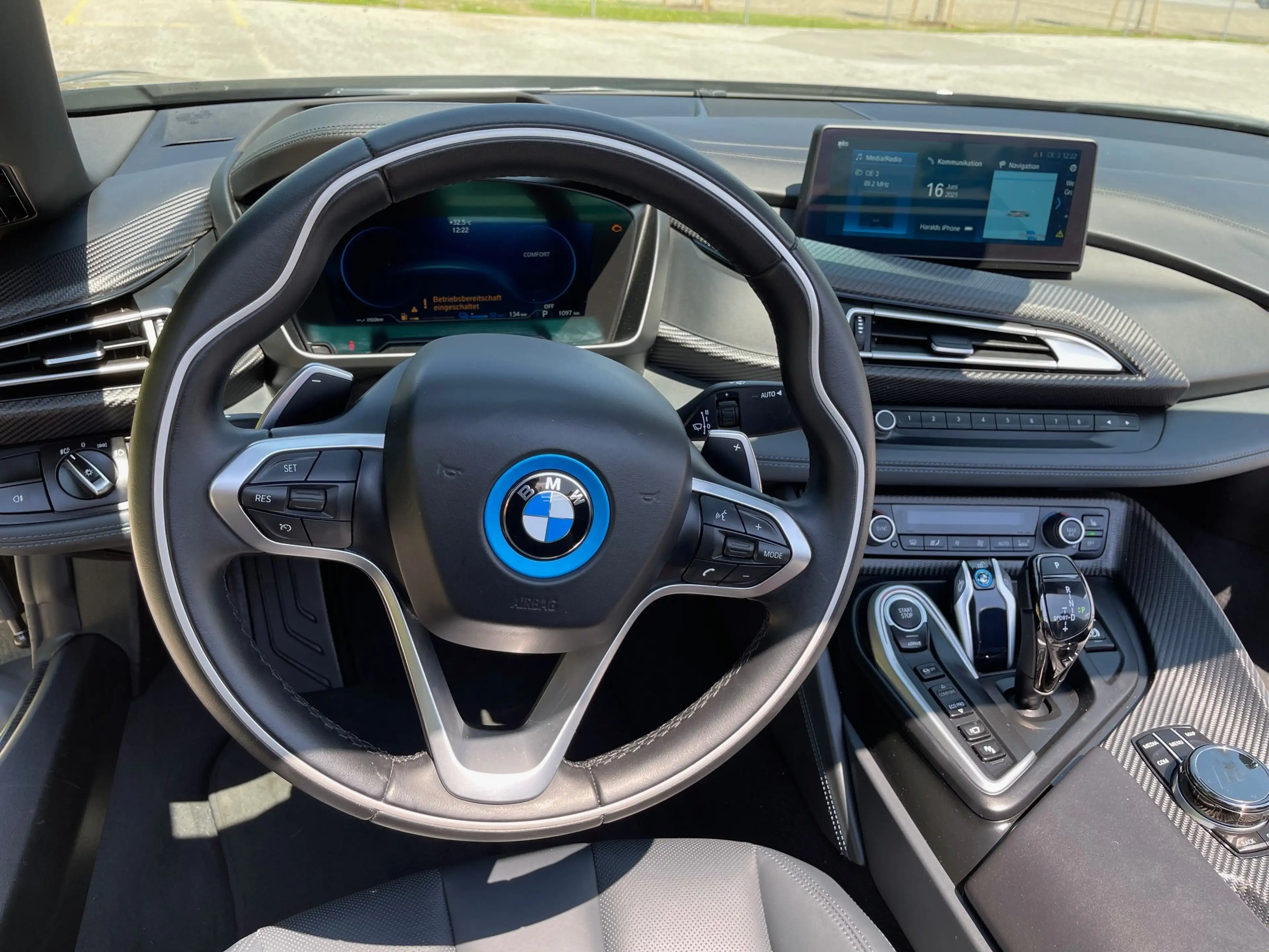 BMW i8 INDIVIDUAL L. *** Gesamt 374 PS *** NP 177.300 *** — photo 14