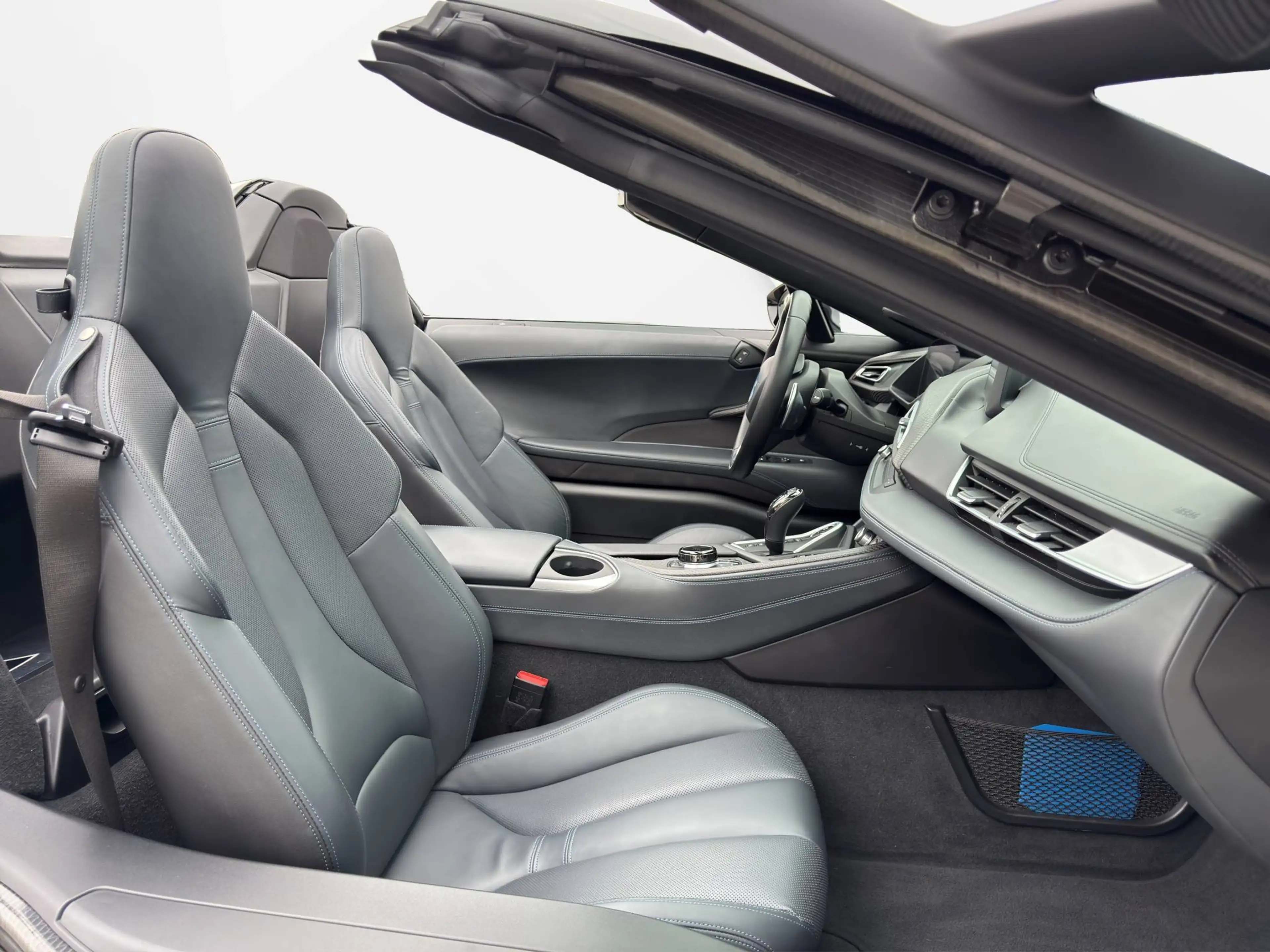 BMW i8 INDIVIDUAL L. *** Gesamt 374 PS *** NP 177.300 *** — photo 15