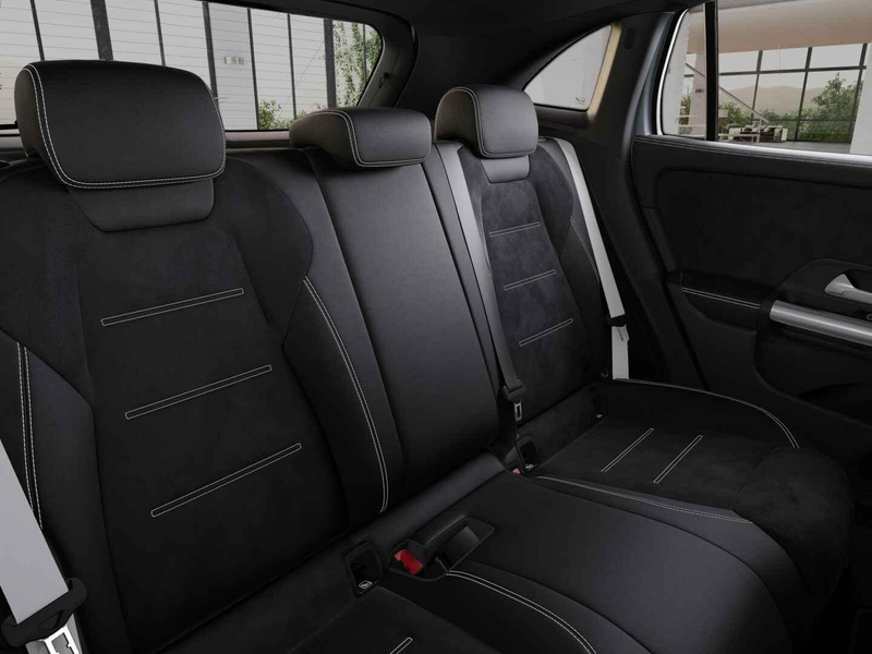 Mercedes-Benz GLA 250 e 140 Years Edition — photo 6