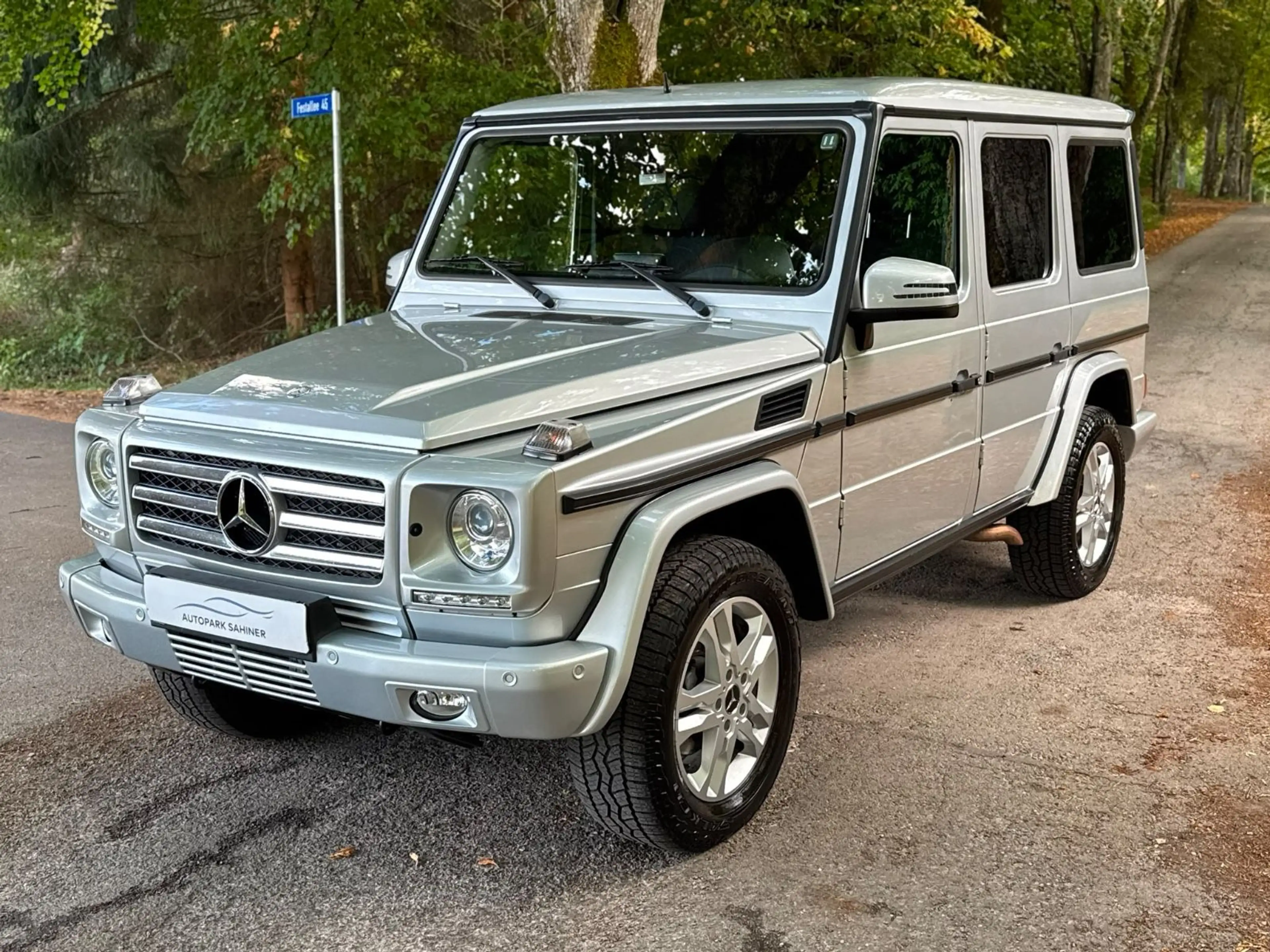 Mercedes-Benz G 350 BLUETEC/SPORTPAKET/SD/TOP/XENON/LEDER — photo 4