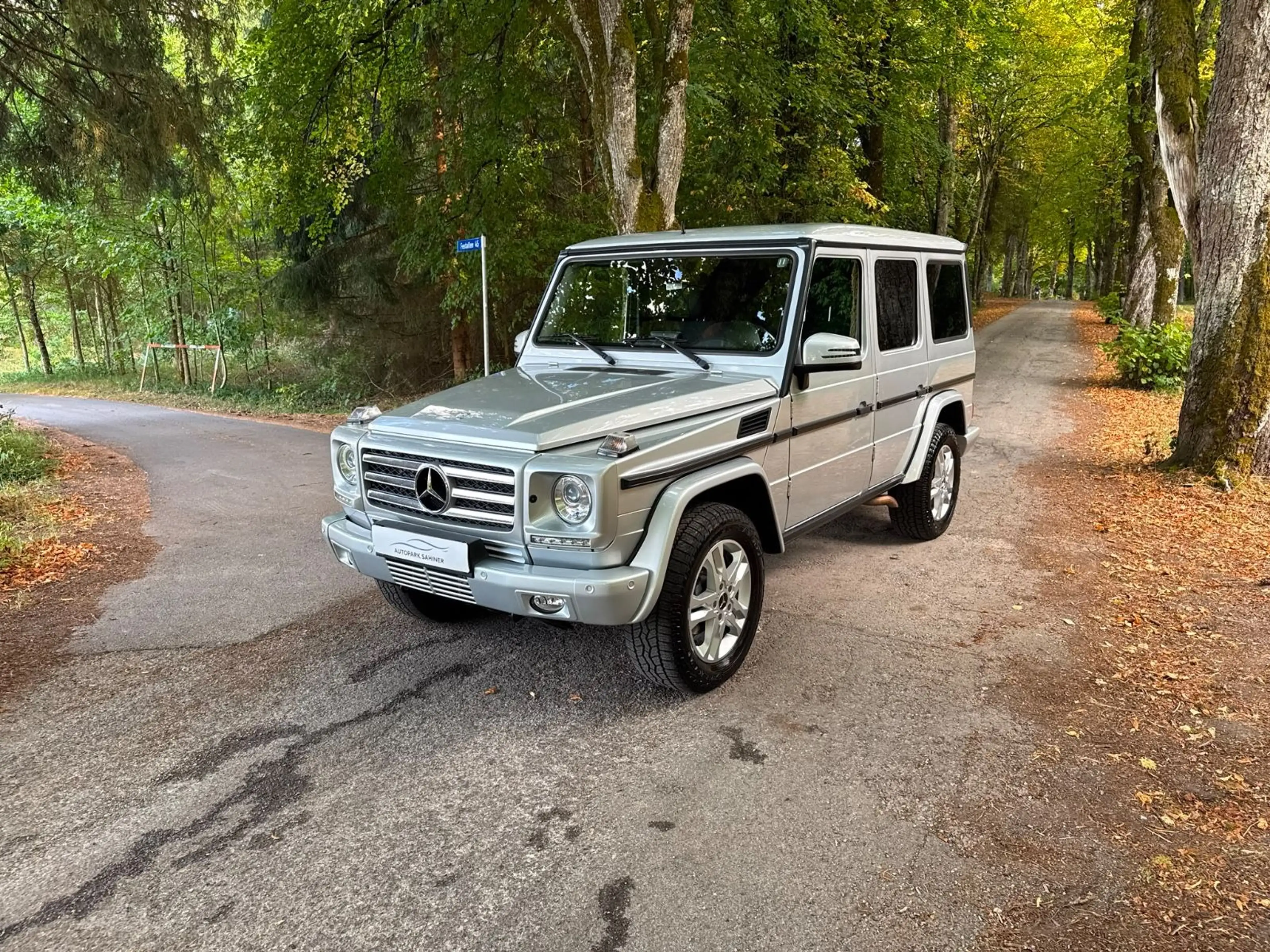 Mercedes-Benz G 350 BLUETEC/SPORTPAKET/SD/TOP/XENON/LEDER — photo 3