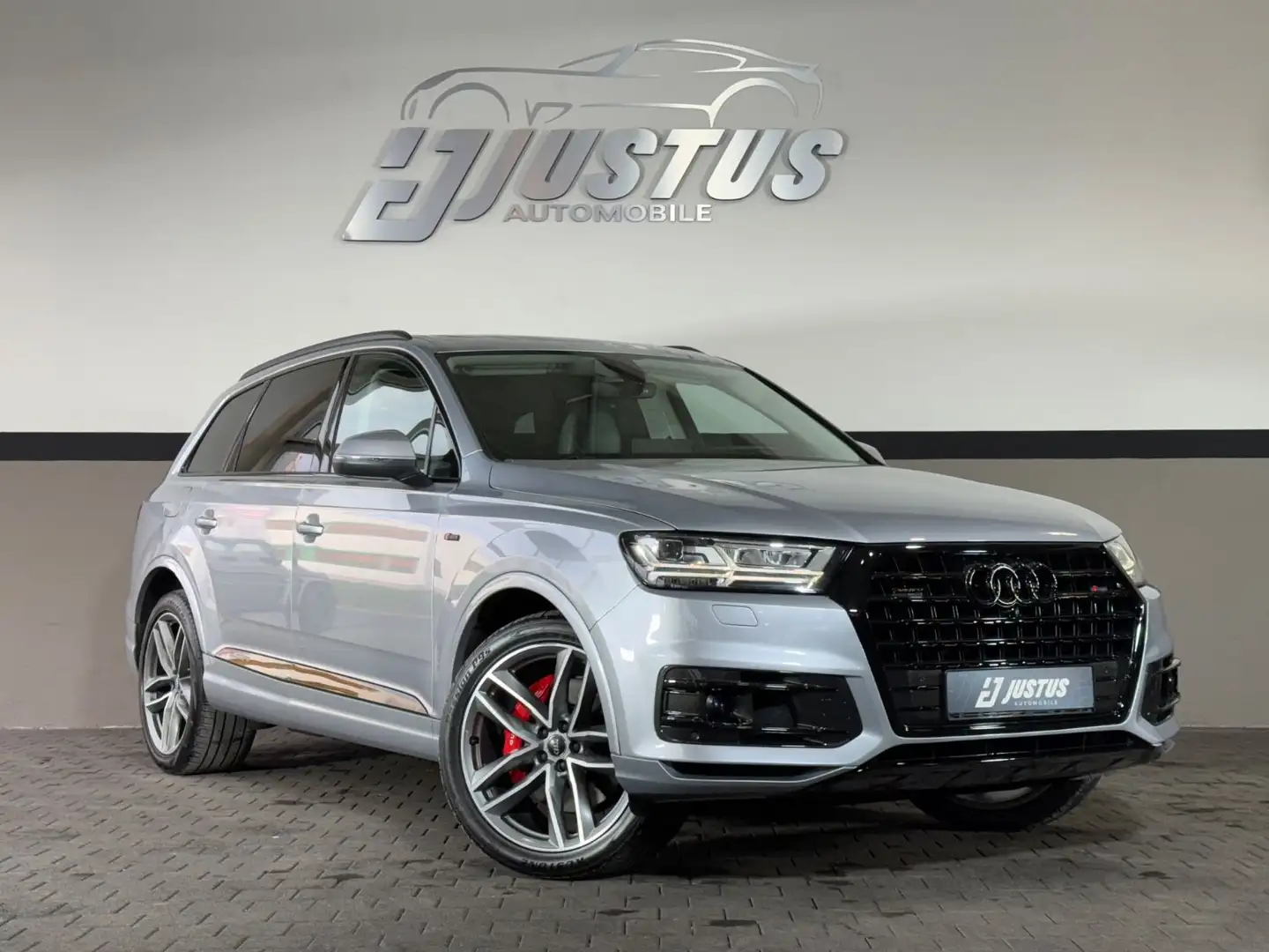 Audi Q7 3.0 TFSI/360°/PANO/4xSHZ/SBL/LHZ/WIFI/AHK/R21 Silber - 1