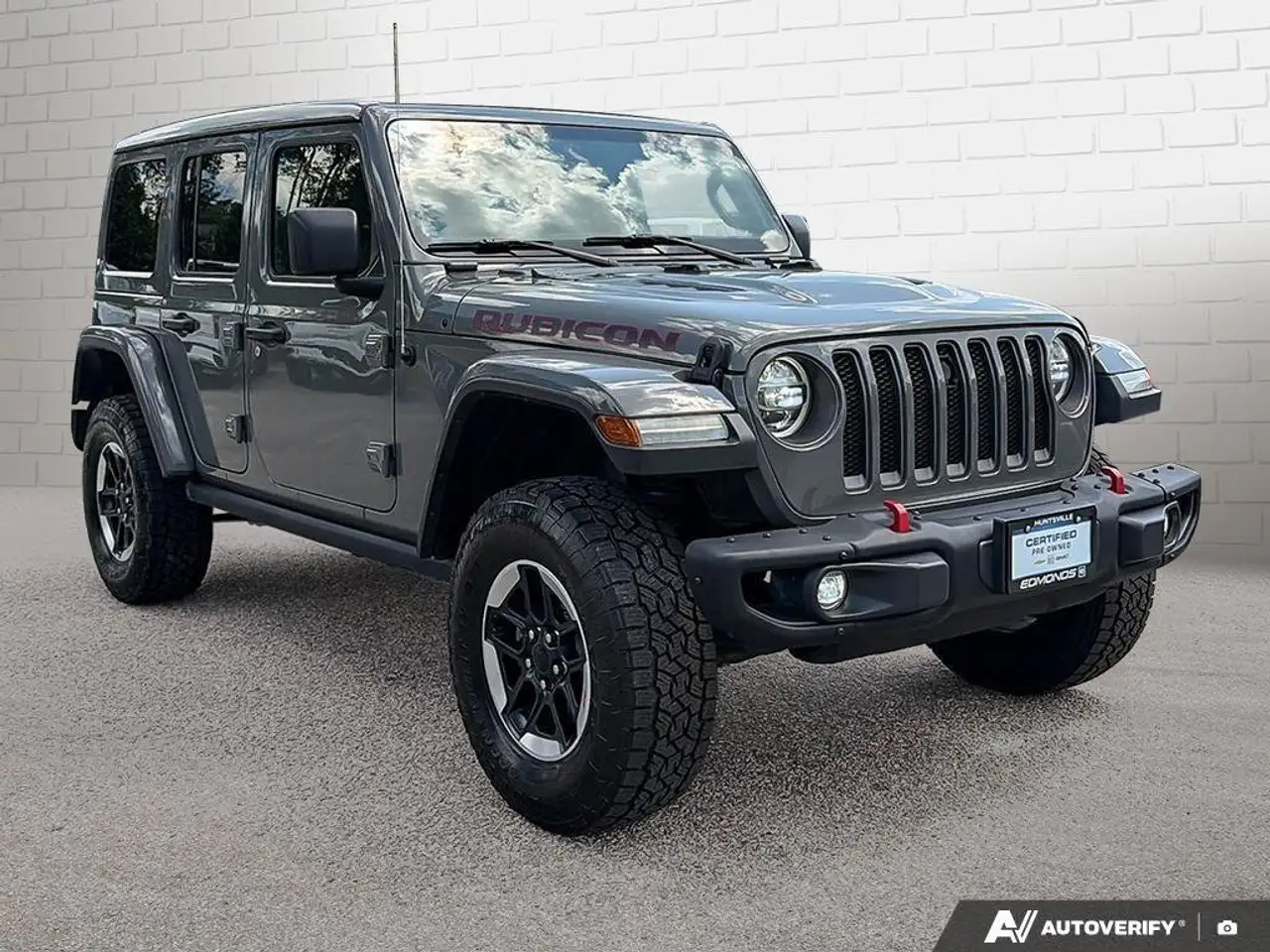 Jeep Wrangler photo Jeep Wrangler