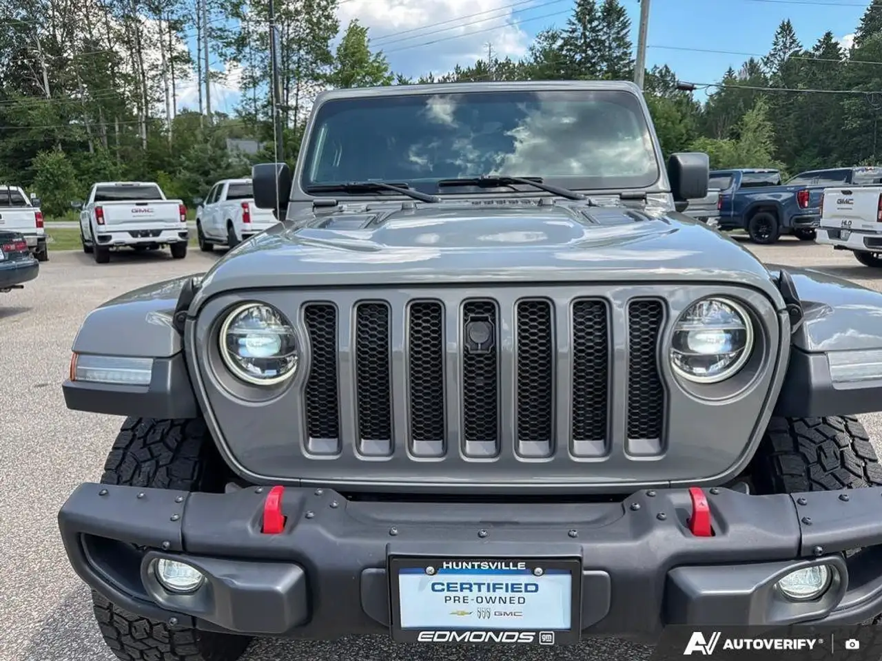 Jeep Wrangler photo Jeep Wrangler