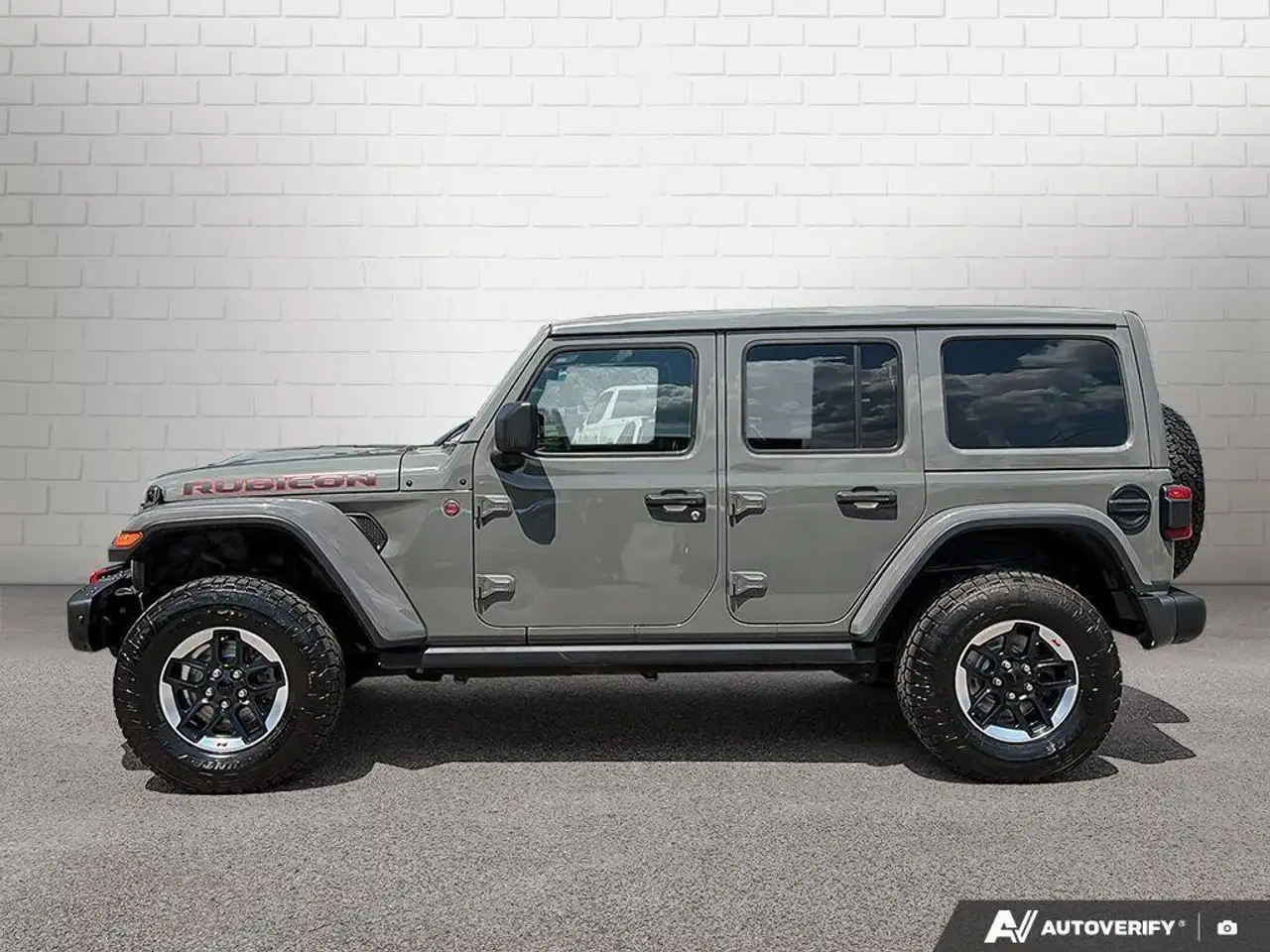 Jeep Wrangler photo Jeep Wrangler