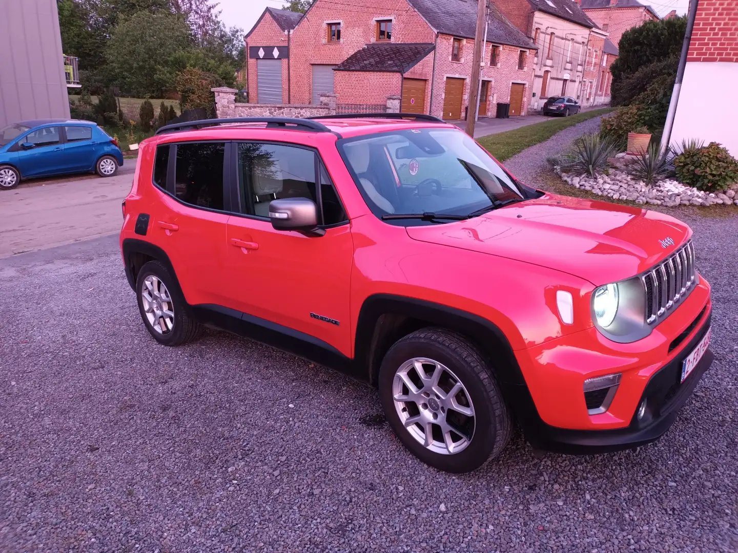 Jeep Renegade 1.0 T3 Limited Oranje - 1