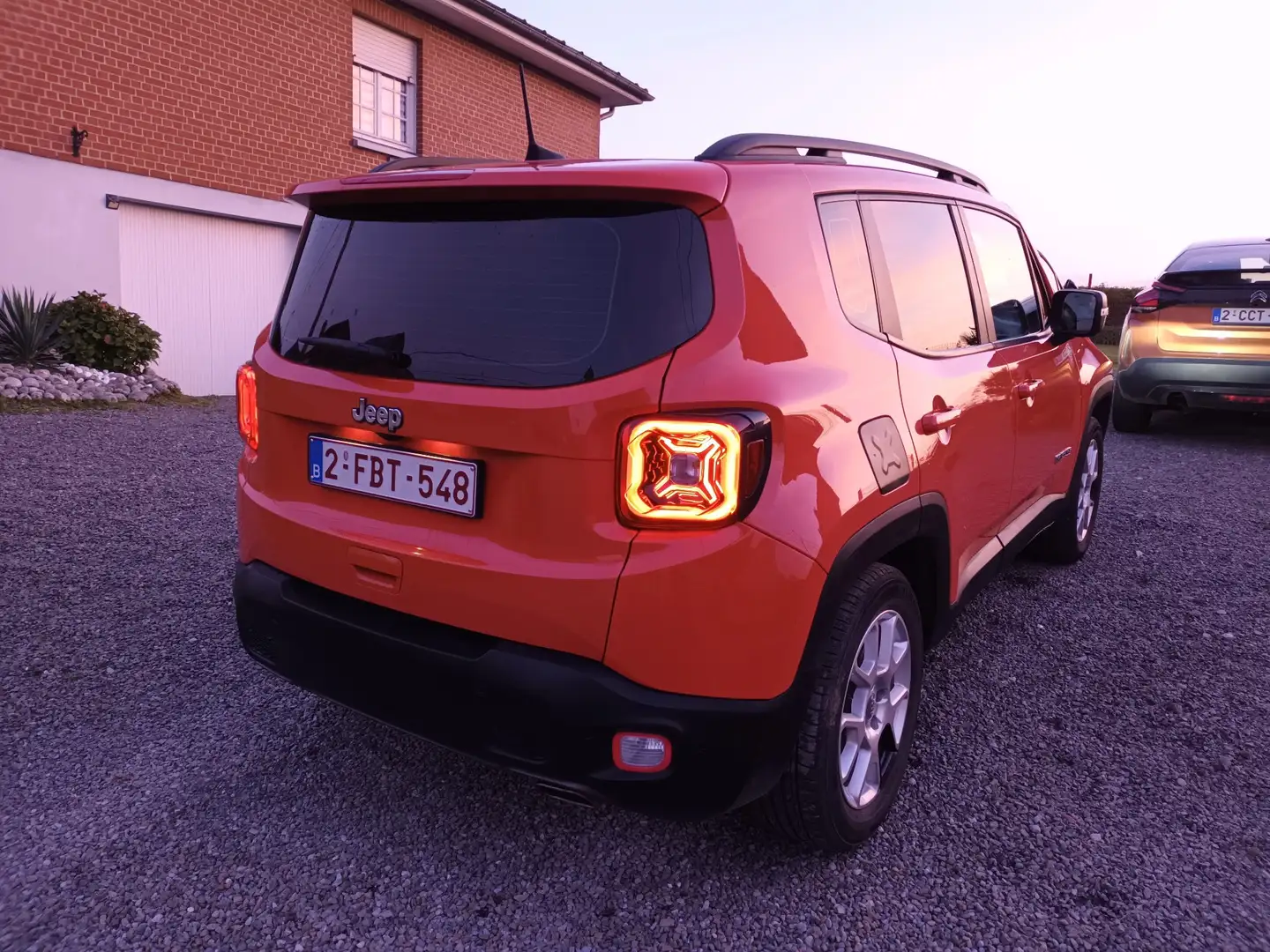 Jeep Renegade 1.0 T3 Limited Oranje - 2