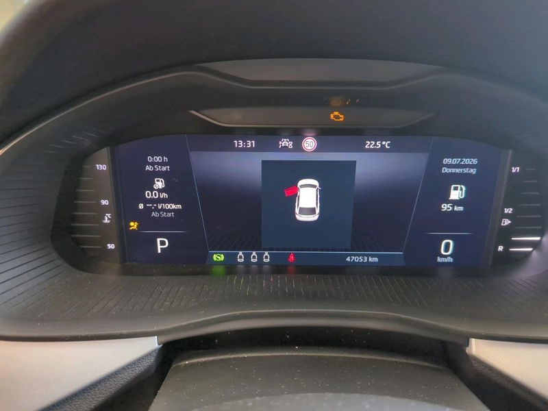Skoda Scala 1.0 TSI Drive 125 Virtual LED Lane Navi — photo 9