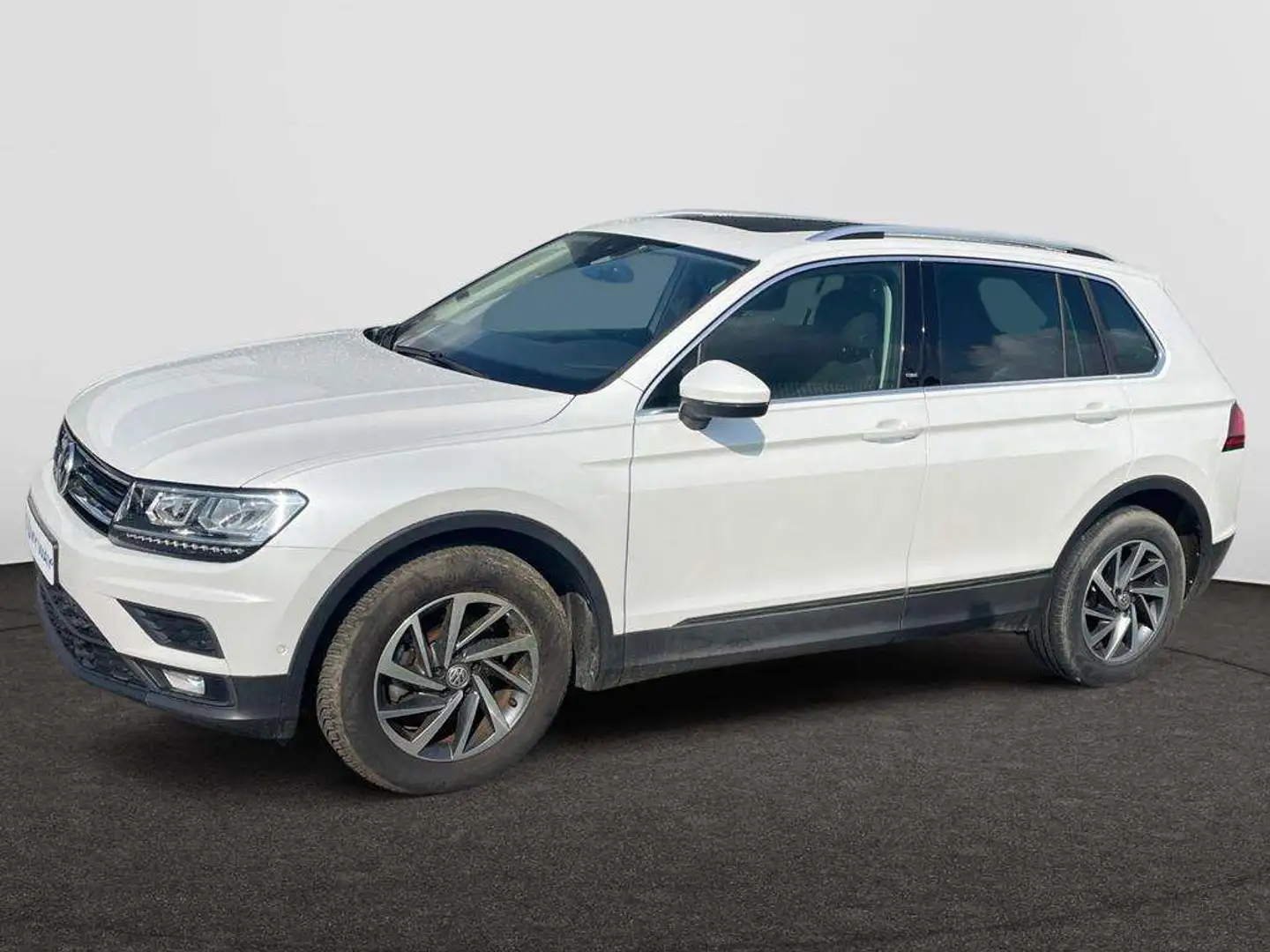 Volkswagen Tiguan 2.0 TDi 115ch - Toit panoramique Blanc - 2