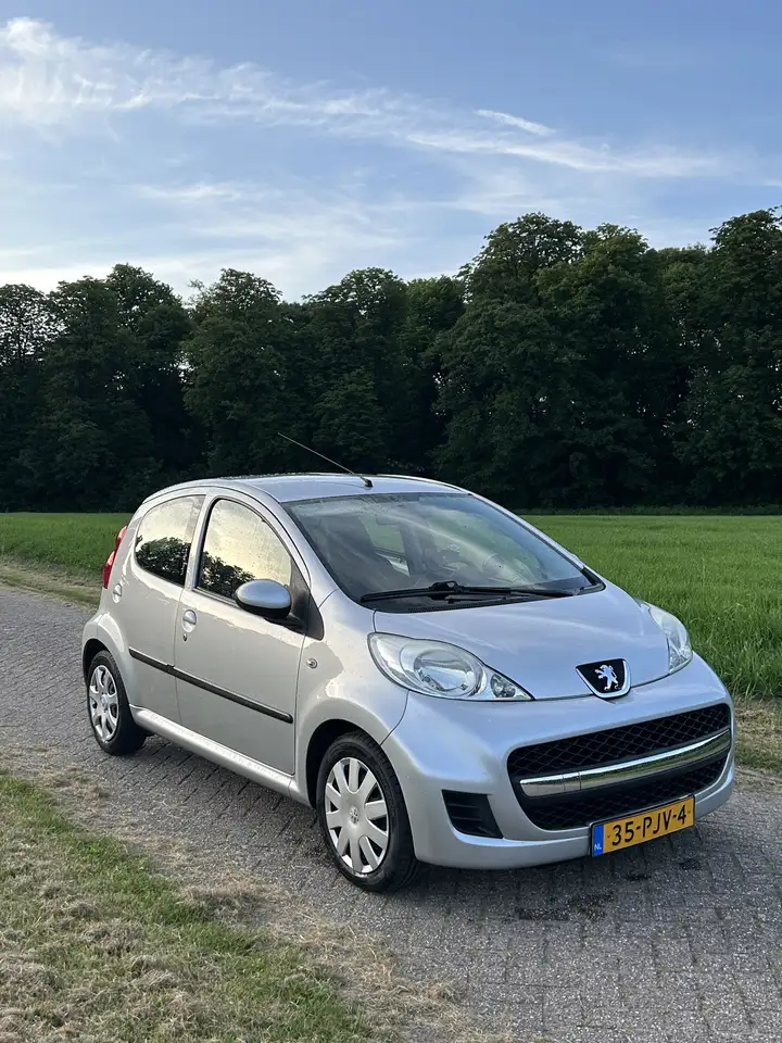 Peugeot 107