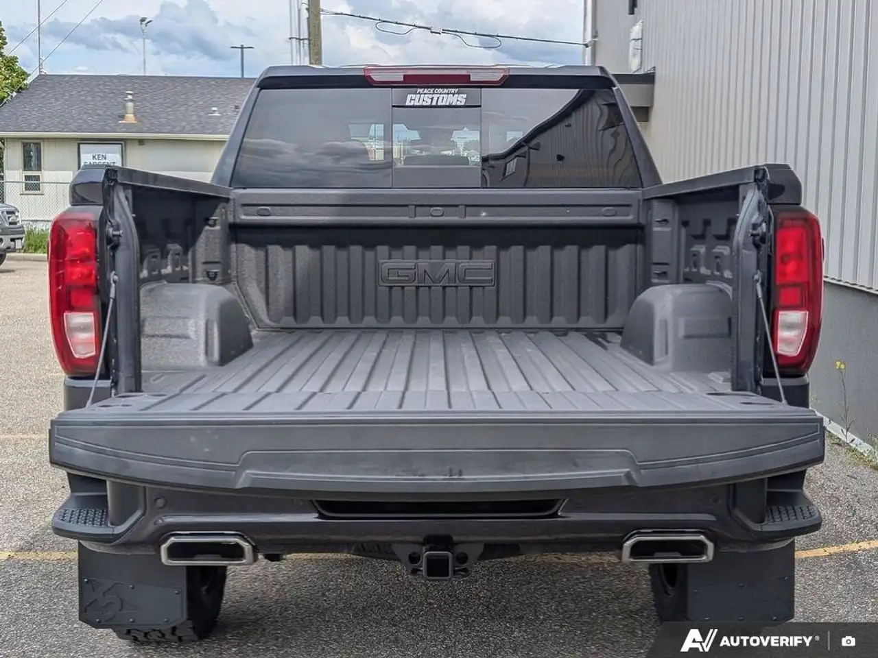 GMC Sierra 1500 снимка GMC Sierra 1500