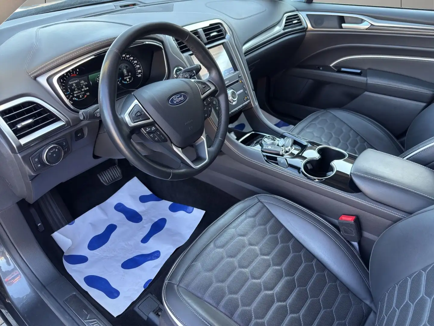 Ford Mondeo 2.0 Vignale LED Navi ACC AHK BLIS Gris - 1