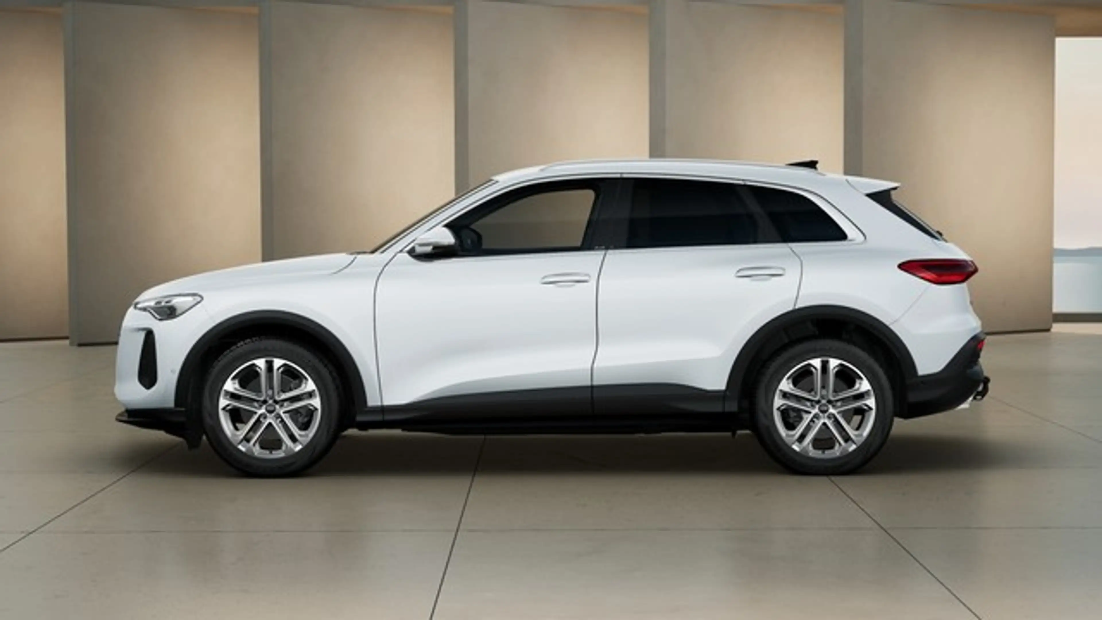 Audi Q5 TFSI LM19 AHK ACC Navi+ Kamera Tech Komfortp. — photo 7