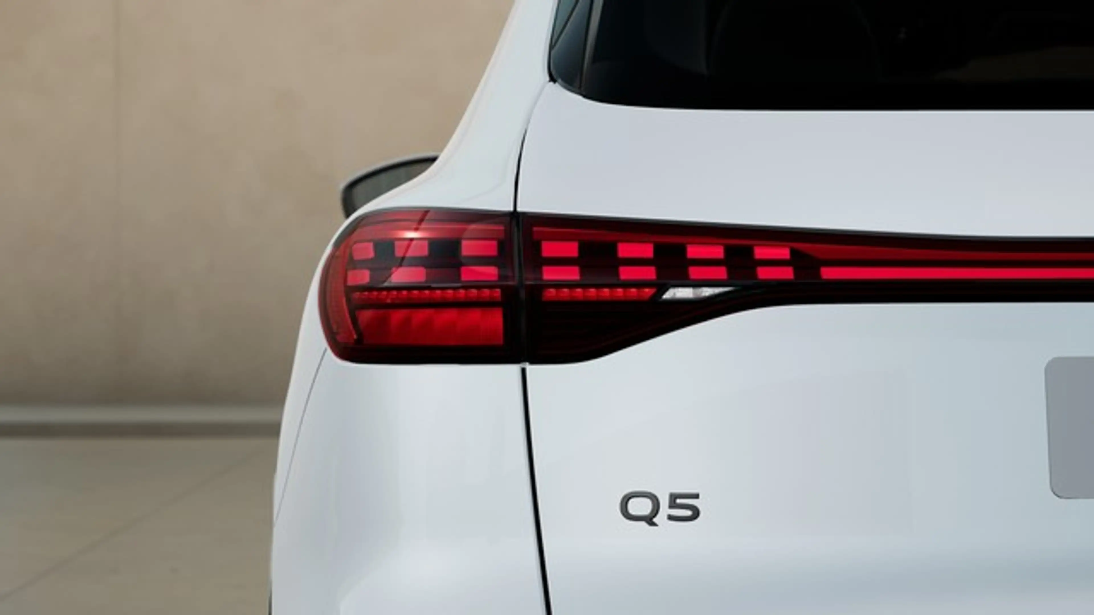 Audi Q5 TFSI LM19 AHK ACC Navi+ Kamera Tech Komfortp. — photo 11