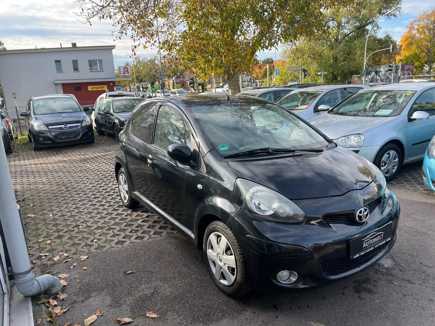 Toyota Aygo Edition*Klima*Bluetooth*Navi*Tüvneu* Schwarz - 1