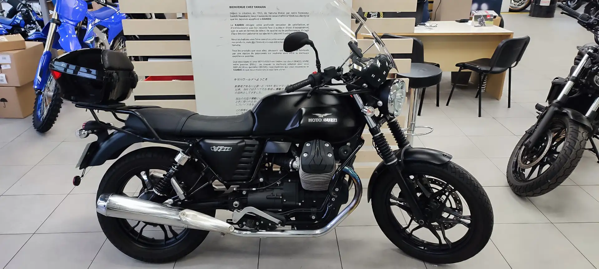 Moto Guzzi V 7 Negro - 1