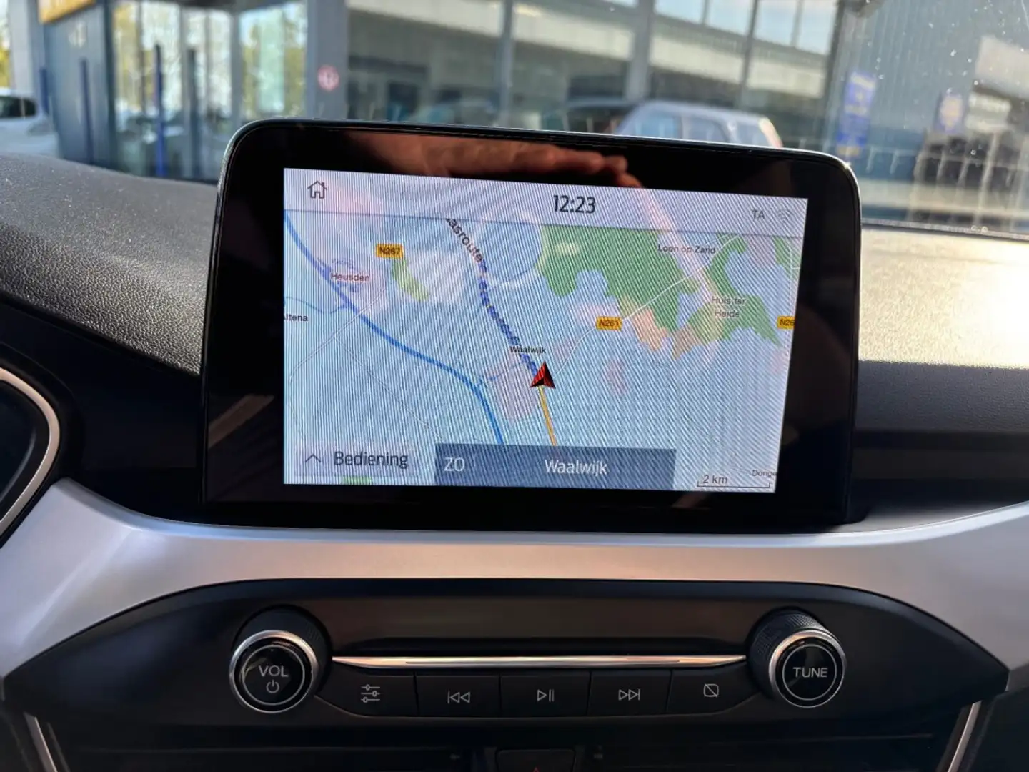 Ford Focus 1.0 EBH TR ED. BNS NAVI AIRCO PDC LMV Bleu - 2