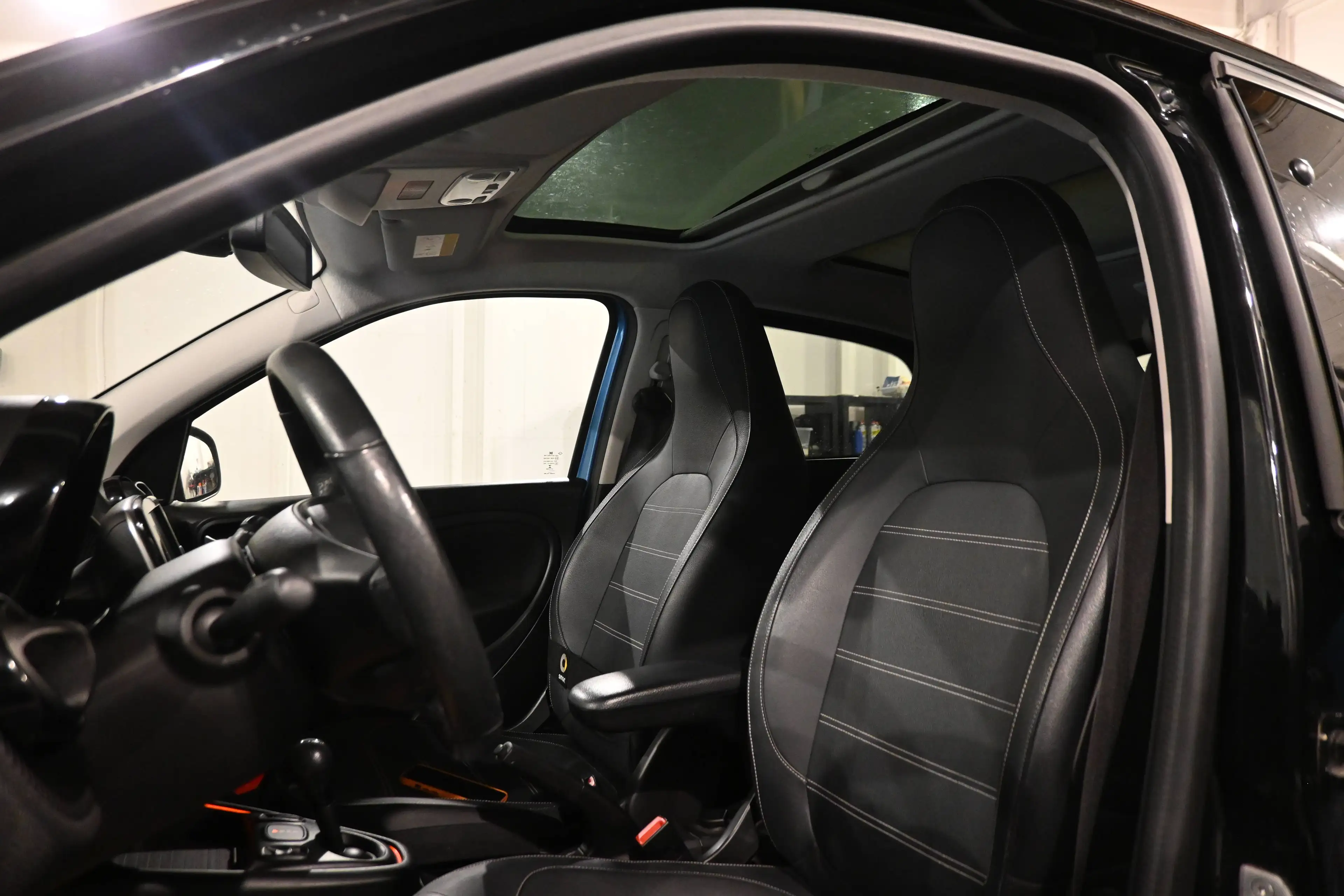 smart forFour Forfour 17.6 kWh EQ / CAMERA / AUTO / TOIT PANO / LEDS / FULL OPTIONS !! — photo 8