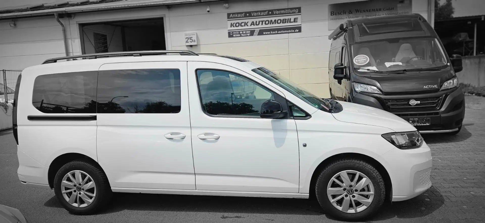 Volkswagen Caddy Life Maxi Blanc - 1