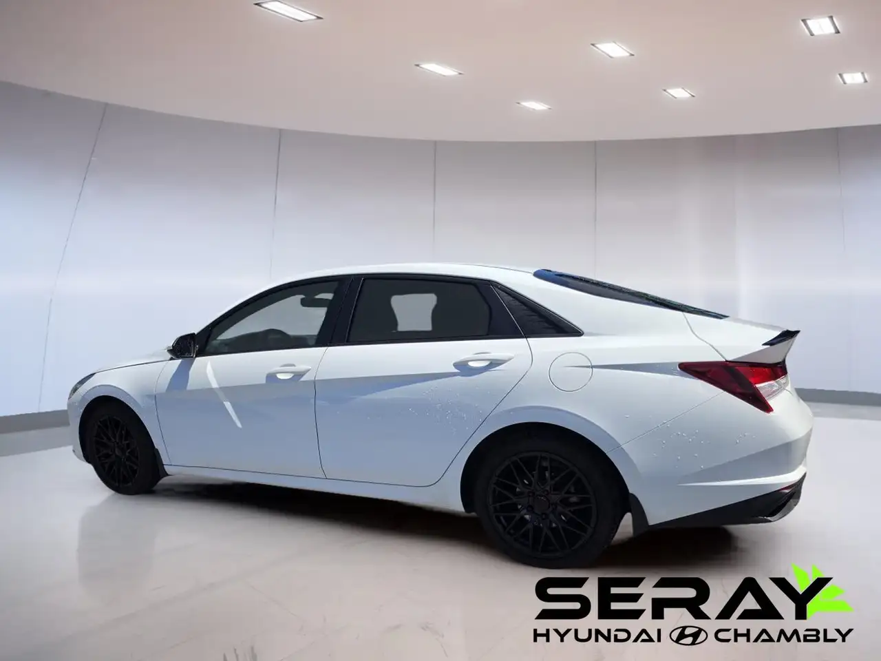 Hyundai ELANTRA снимка Hyundai ELANTRA