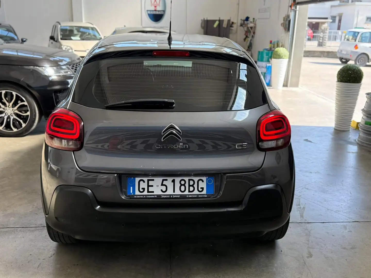 Citroen C3 1.2 AUTOMATICA 110cv eat6 OK NEOPATENTATI Grigio - 2