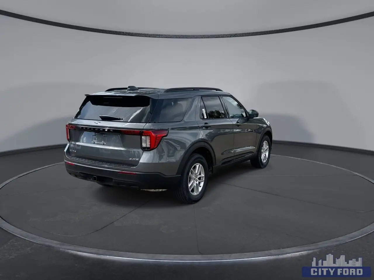 Ford Explorer снимка Ford Explorer