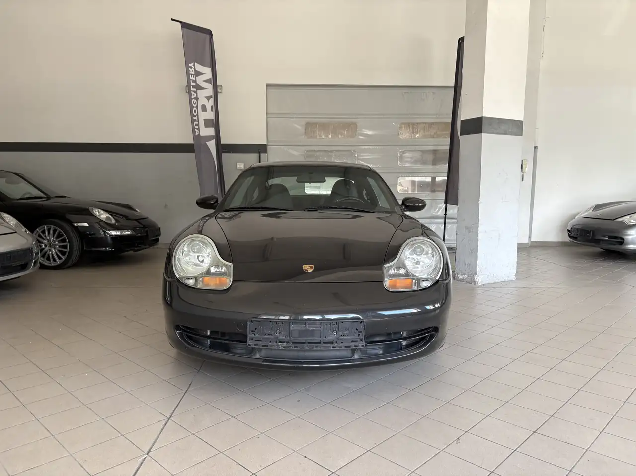 Porsche 996 911 Coupè Carrera 4, foto 2