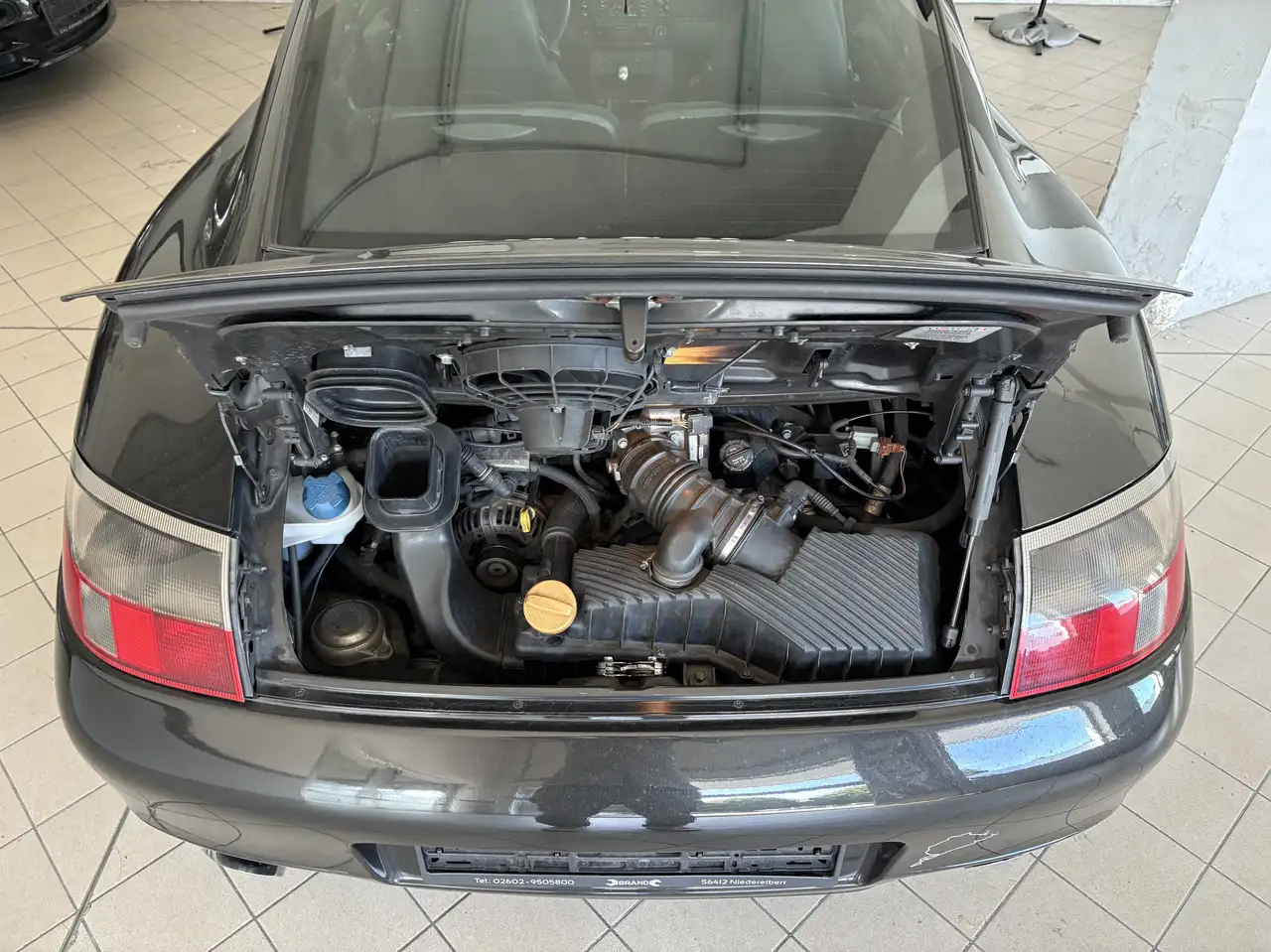 Porsche 996 911 Coupè Carrera 4, foto 12