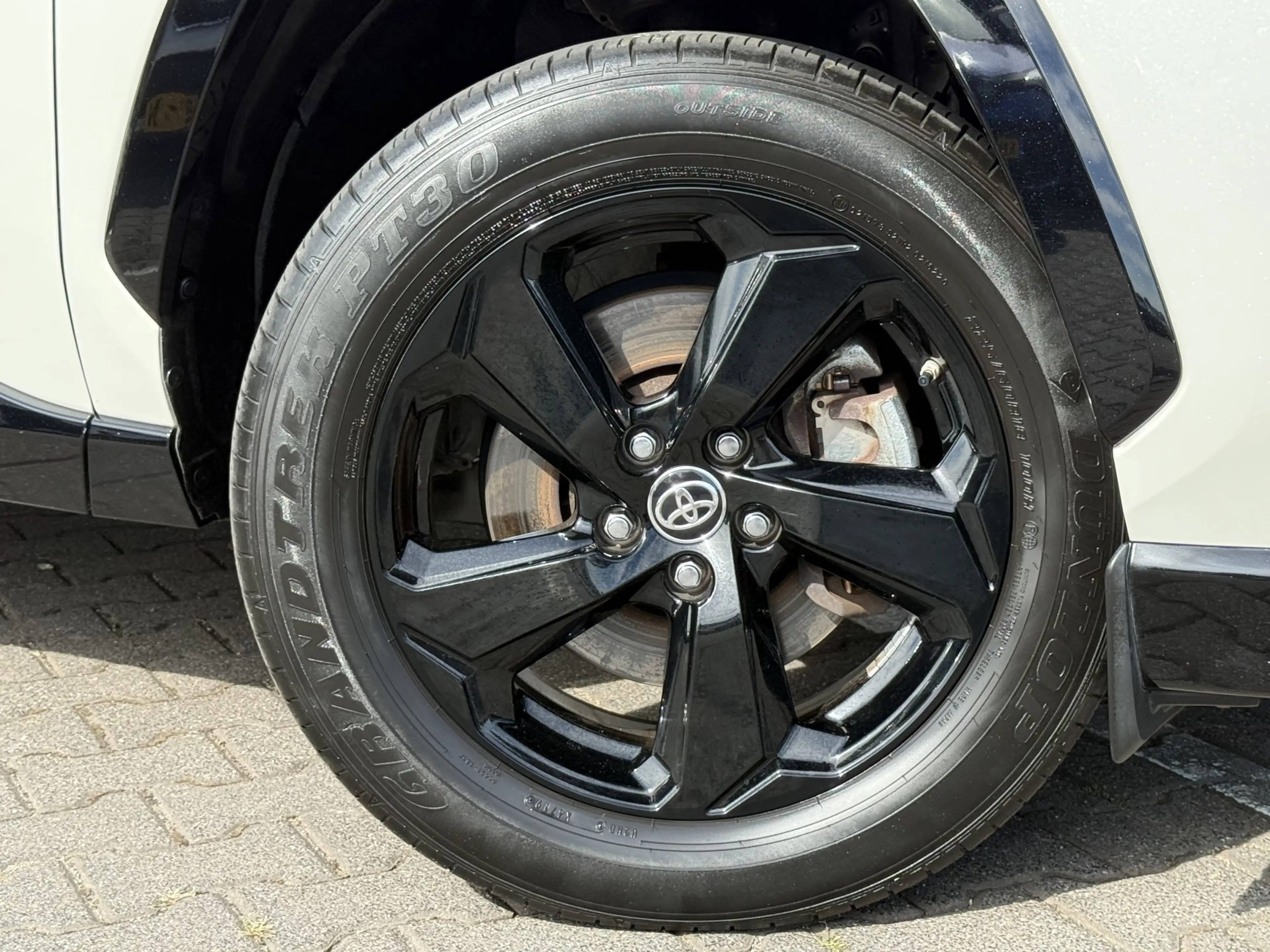 Toyota RAV 4 2.5 Hybrid Bi-Tone | ACC | Parelmoer | 360* Camera — photo 8