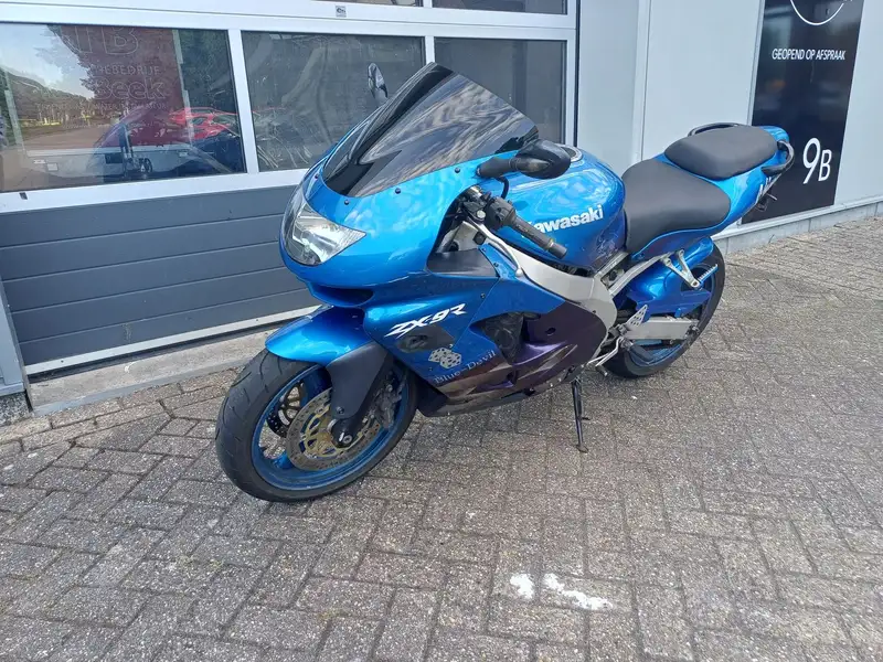 Kawasaki Ninja ZX-9R - foto 5
