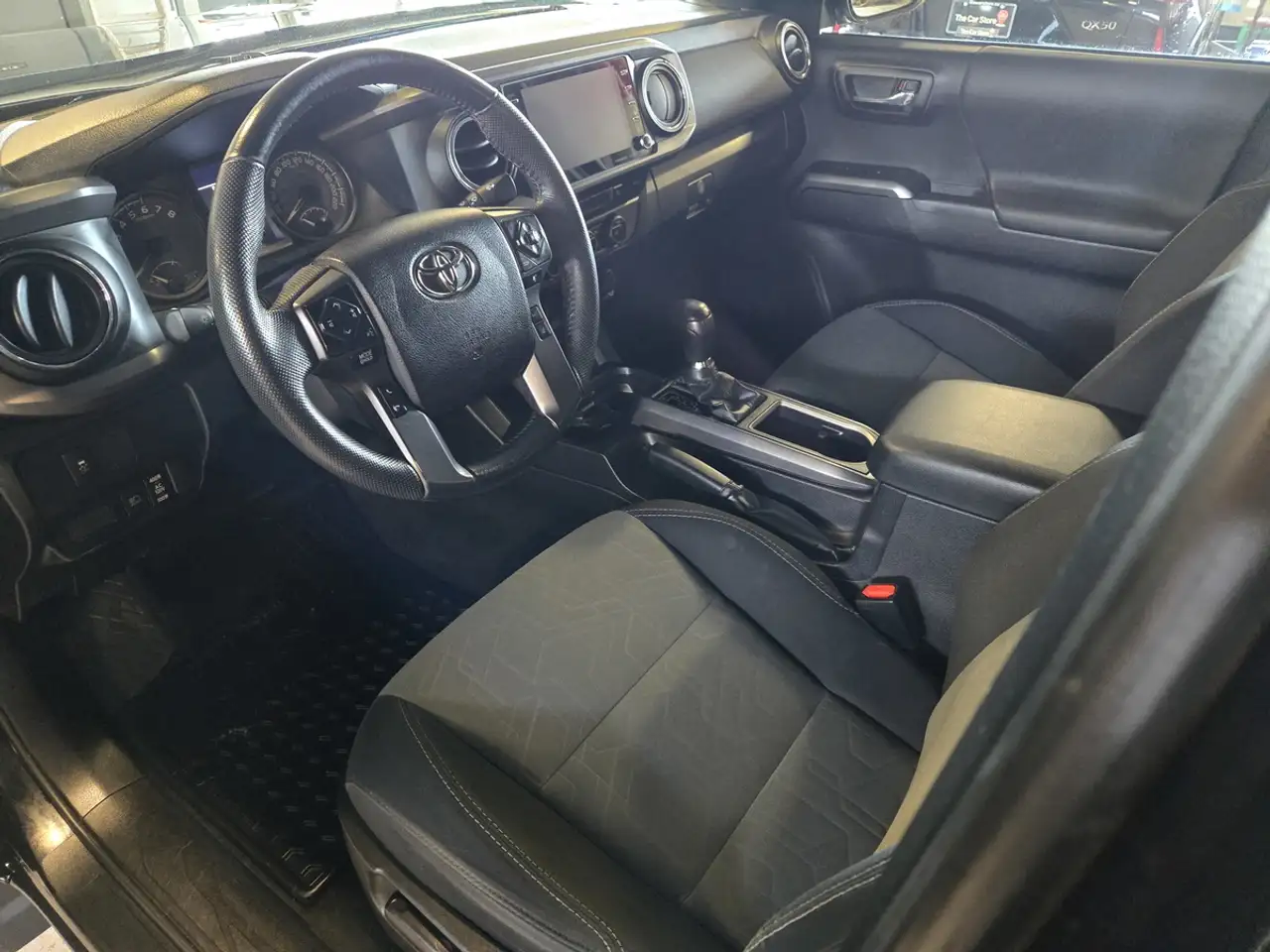 Toyota Tacoma снимка Toyota Tacoma