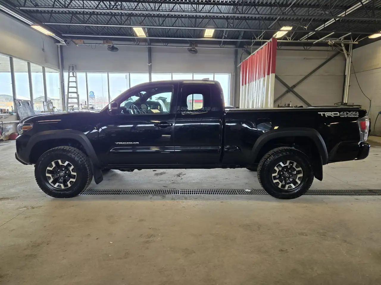 Toyota Tacoma снимка Toyota Tacoma