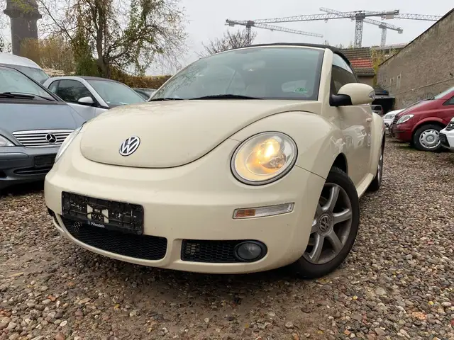 Volkswagen New Beetle Cabriolet 2.0