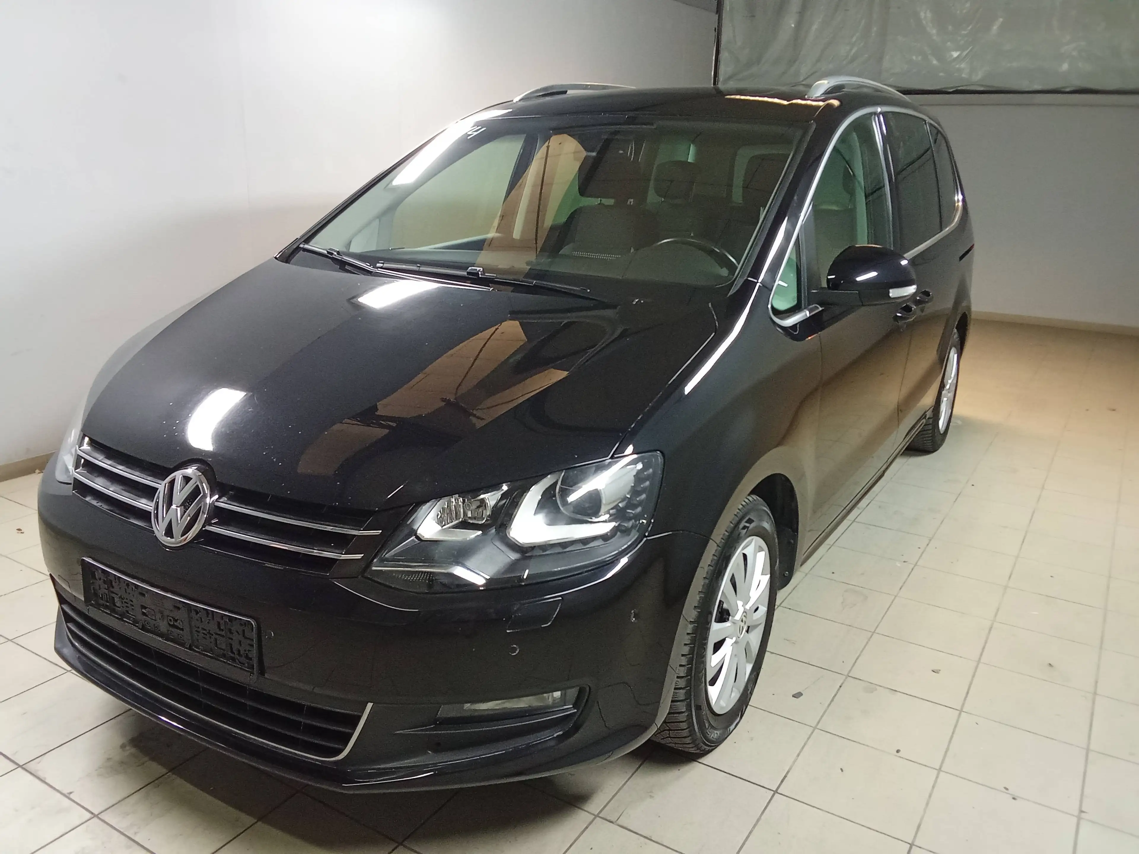 Volkswagen Sharan Life BMT 4Motion